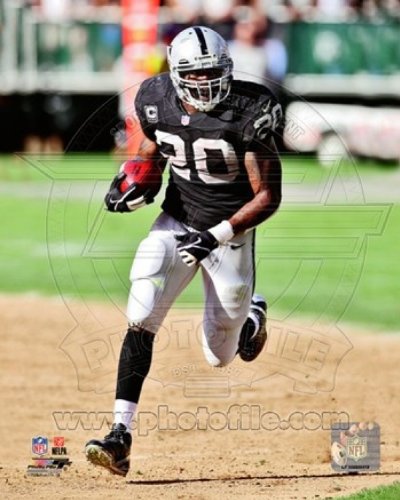 Darren McFadden 2012 Action Sports Photo - 8x10 Collectible Football Memorabilia - Perfect for Fans, Man Cave Decor, and Sports Gift Ideas