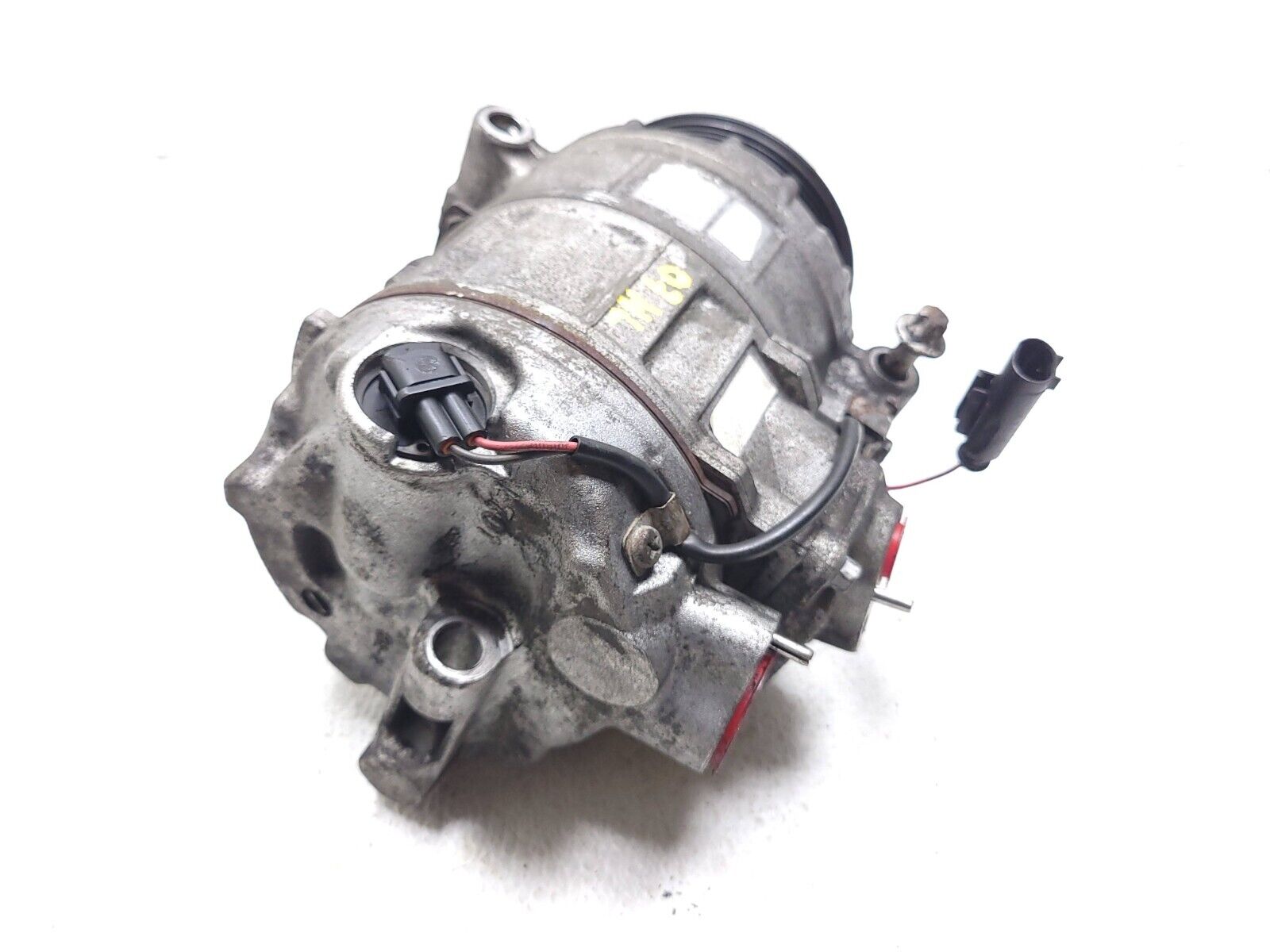 06-11 Mercedes ML500 AC Compressor 447260 0852 OEM Replacement - Perfect for Cooling System Repair & Maintenance