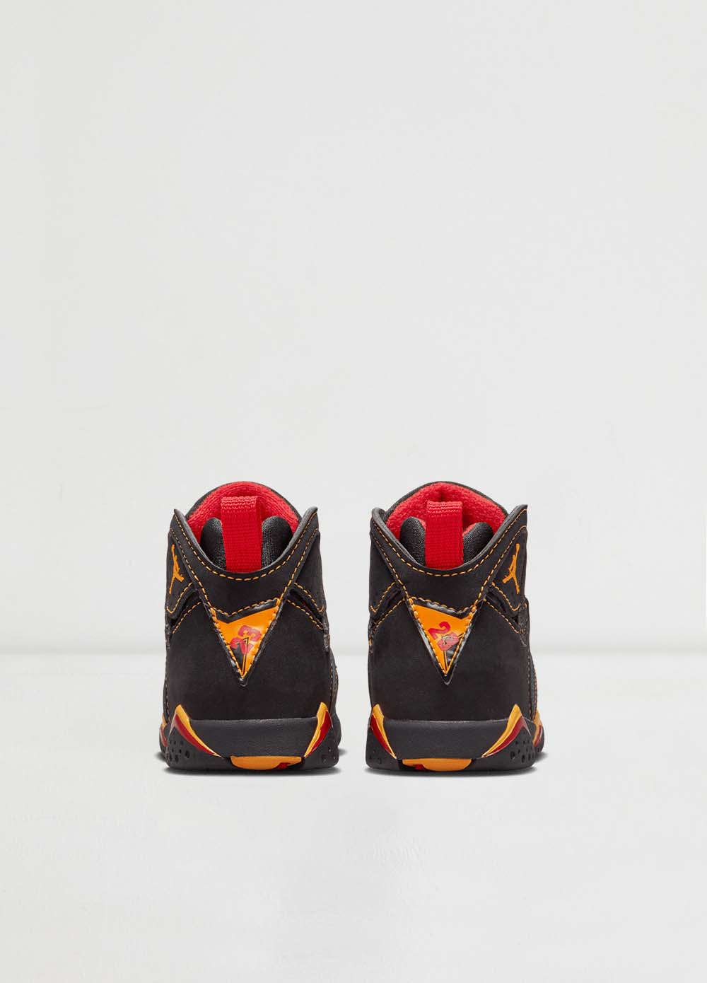 Air Jordan 7 Retro Toddler Sneakers - Kids Basketball Shoes for Boys & Girls - Comfortable & Stylish for Playground, School & Casual Wear