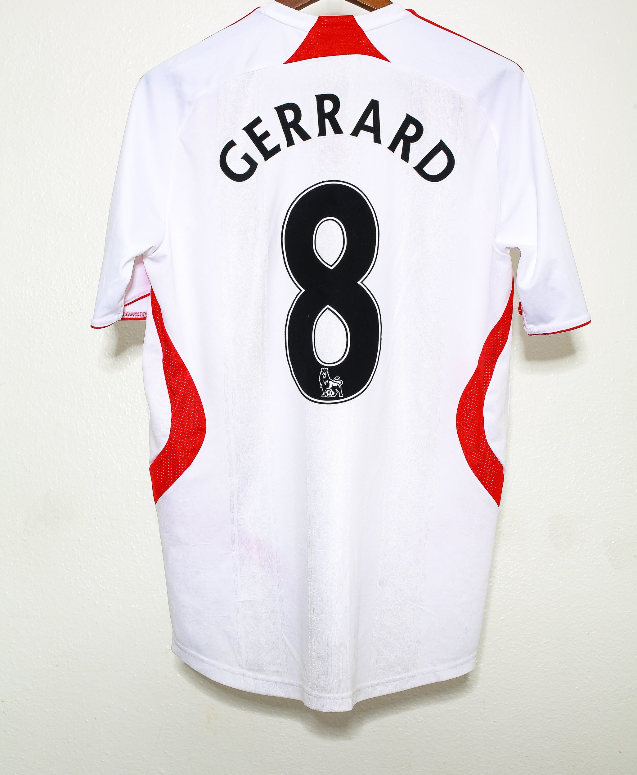 2007 Liverpool FC Away Jersey #8 Steven Gerrard - XL Size Soccer Shirt for Fans & Collectors - Perfect for Match Days, Cosplay & Sports Memorabilia Display