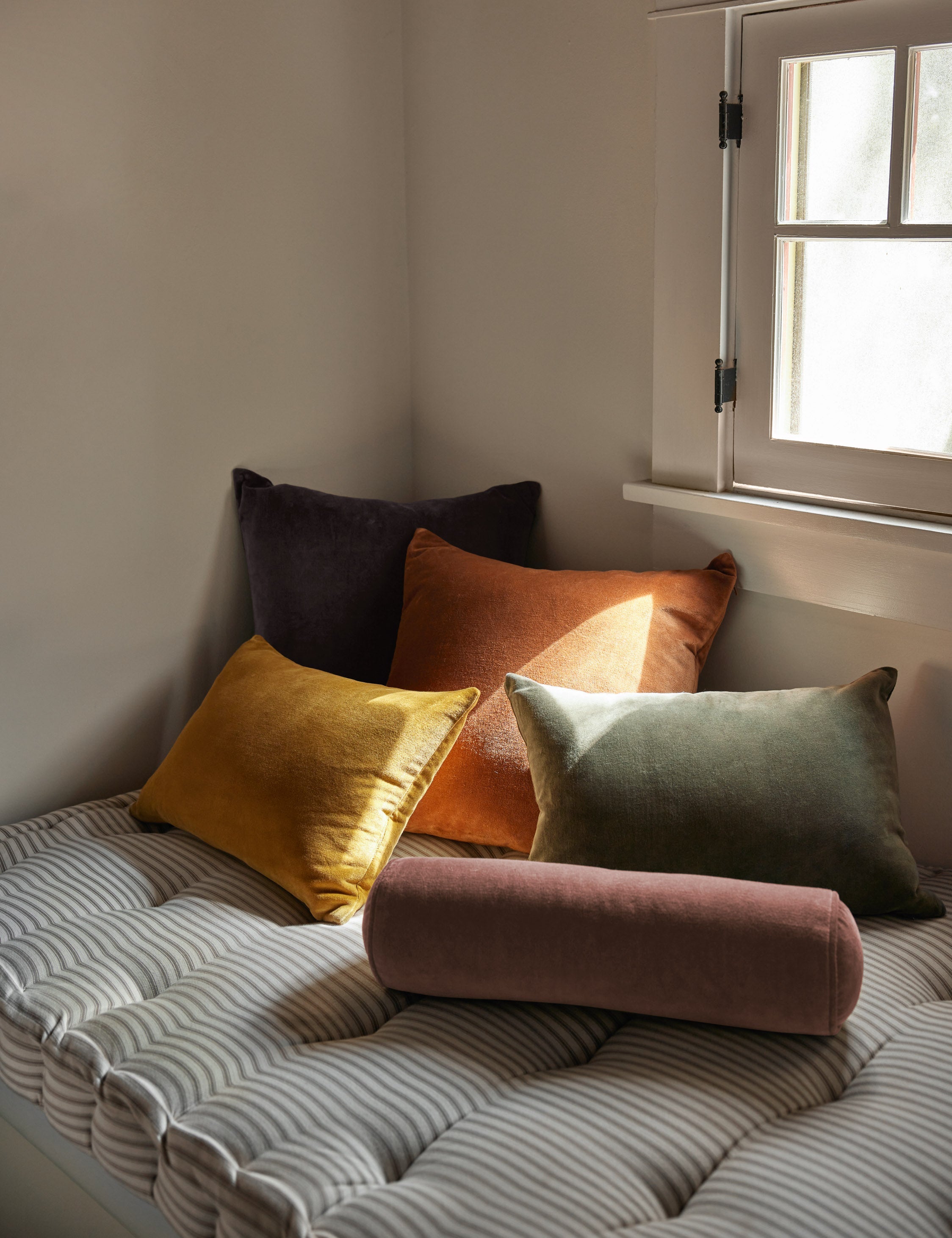 Charlotte Velvet Pillow - Soft Luxury Decorative Throw Pillow for Sofa, Bed & Couch - Perfect for Living Room, Bedroom & Home Decor