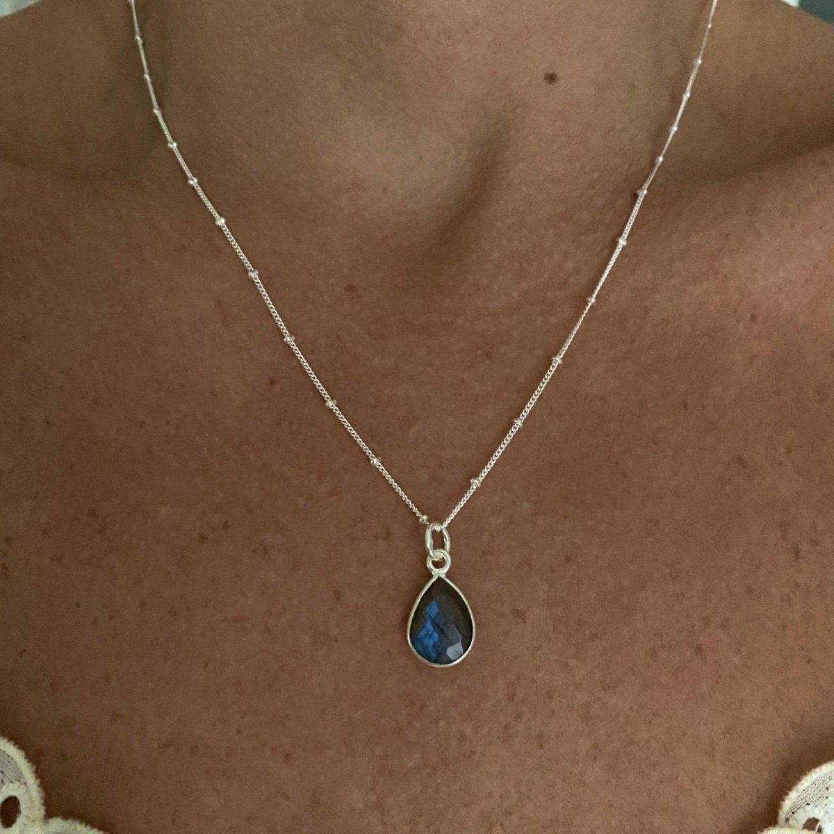 Laihas Labradorite Tear Drop Necklace – Elegant Gemstone Jewelry for Women, Perfect for Everyday Wear, Gifts & Special Occasions