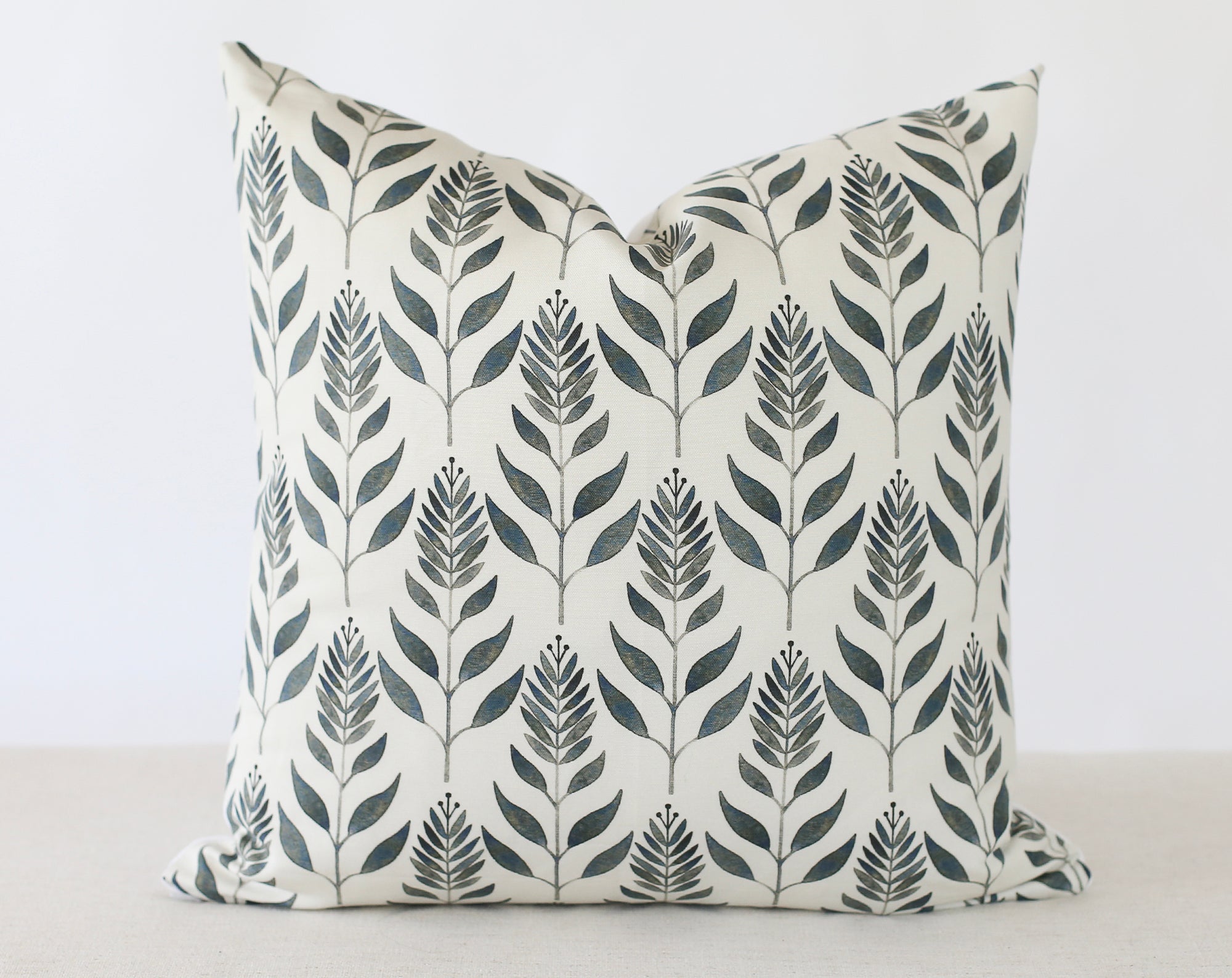 Premium 2-Piece Pillow Combination Set #162 - Soft & Supportive for Bed, Sofa, and Travel - Perfect for Home Decor and Comfort