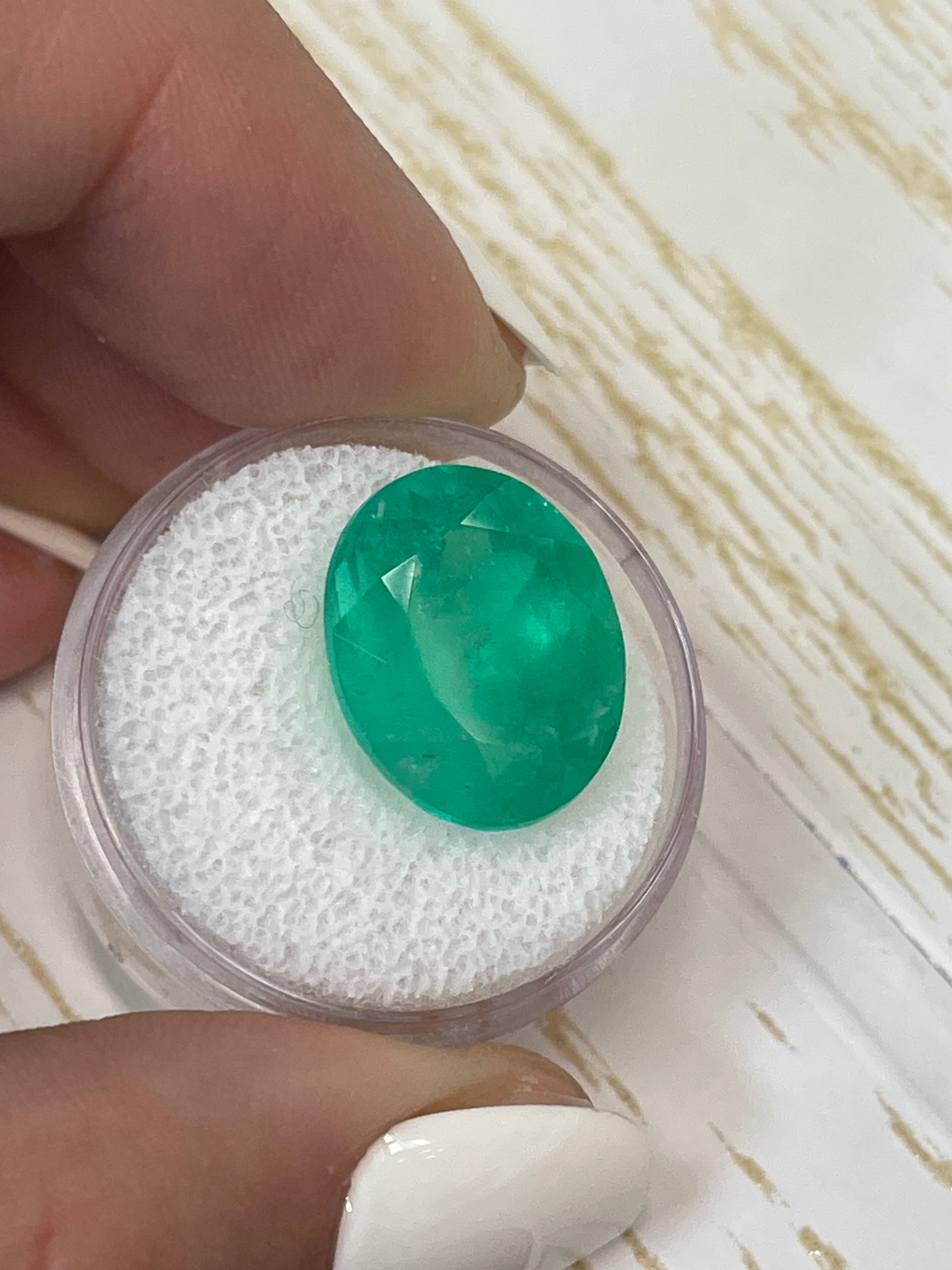 13.19 Carat Natural Colombian Emerald - Oval Cut Loose Gemstone (17x14mm) | Medium Green Color | Jewelry Making, Engagement Rings & Luxury Gifts
