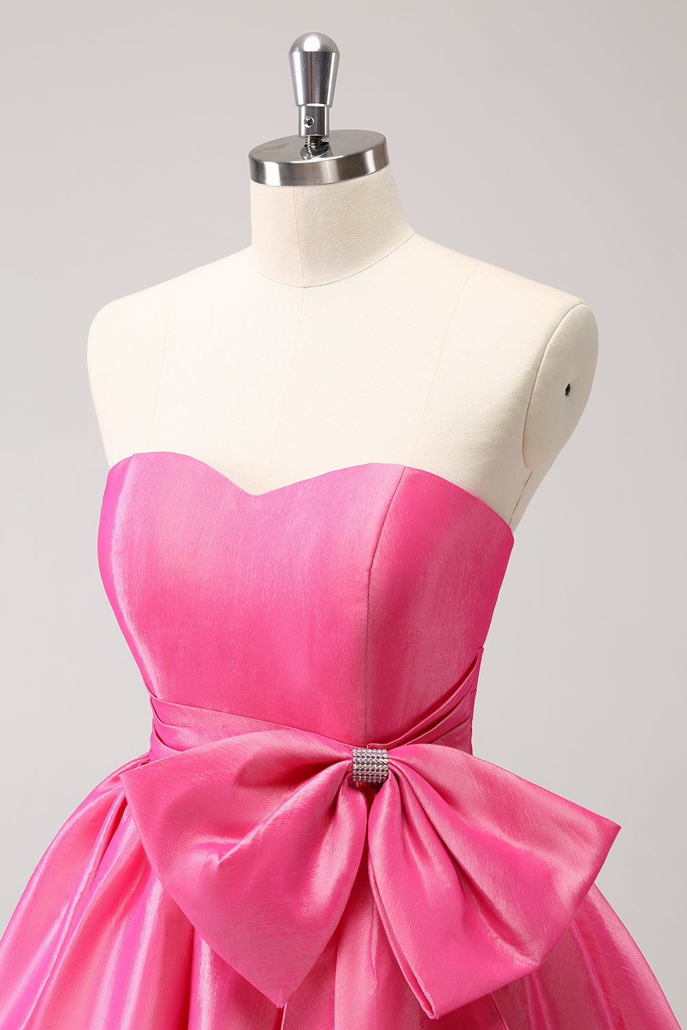 Fuchsia A-Line Strapless Ruffle Short Homecoming Dress with Bow - Perfect for Prom, Party, and Special Occasions