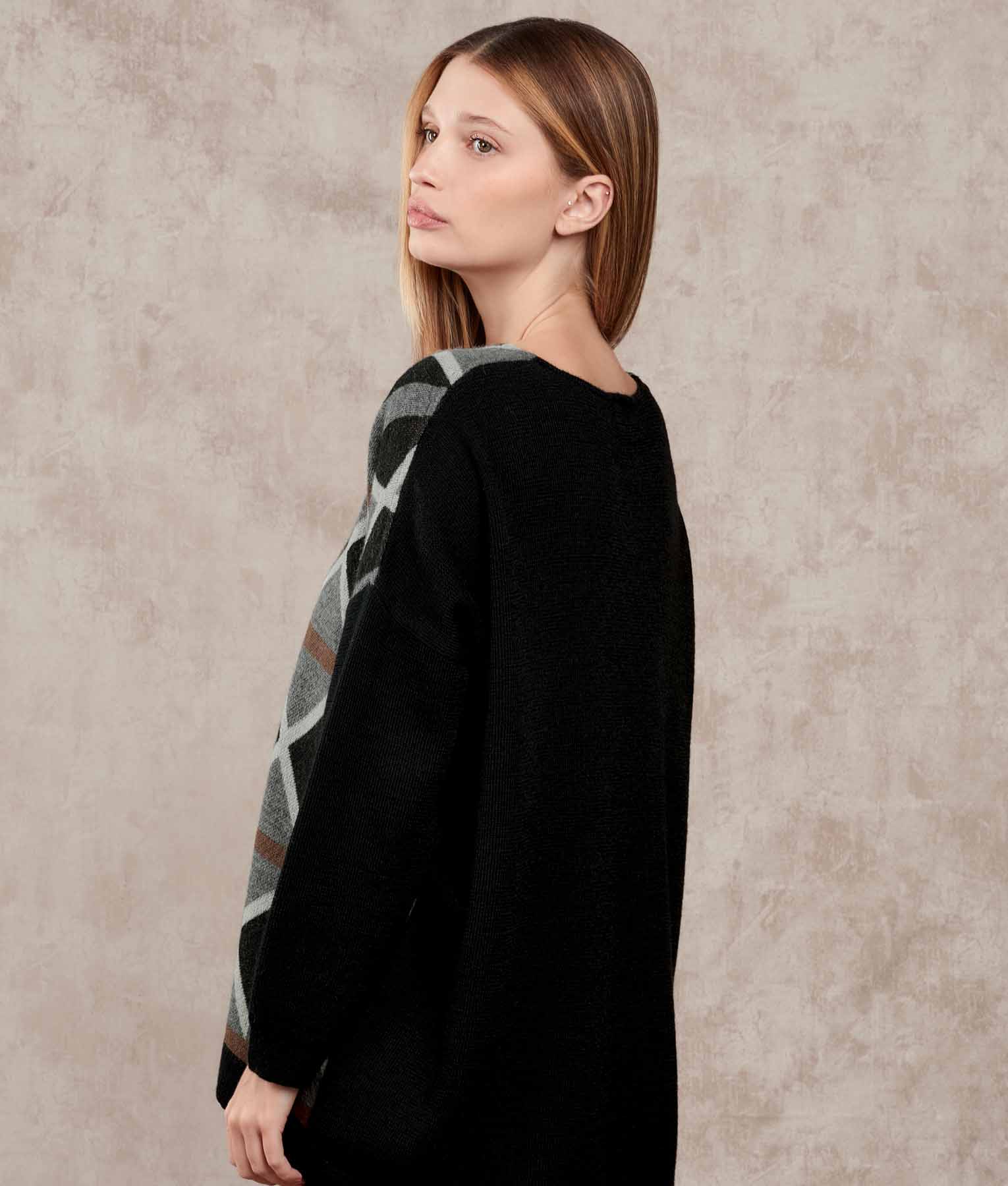 Stylish Loose Poncho with Detachable Collar - Women's Fashion Outerwear for Casual Wear, Office & Travel