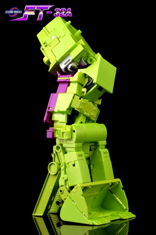 Fans Toys FT-32A Gehry Collectible Action Figure - Highly Poseable Robot Toy for Display & Play - Perfect for Transformers Fans & Collectors