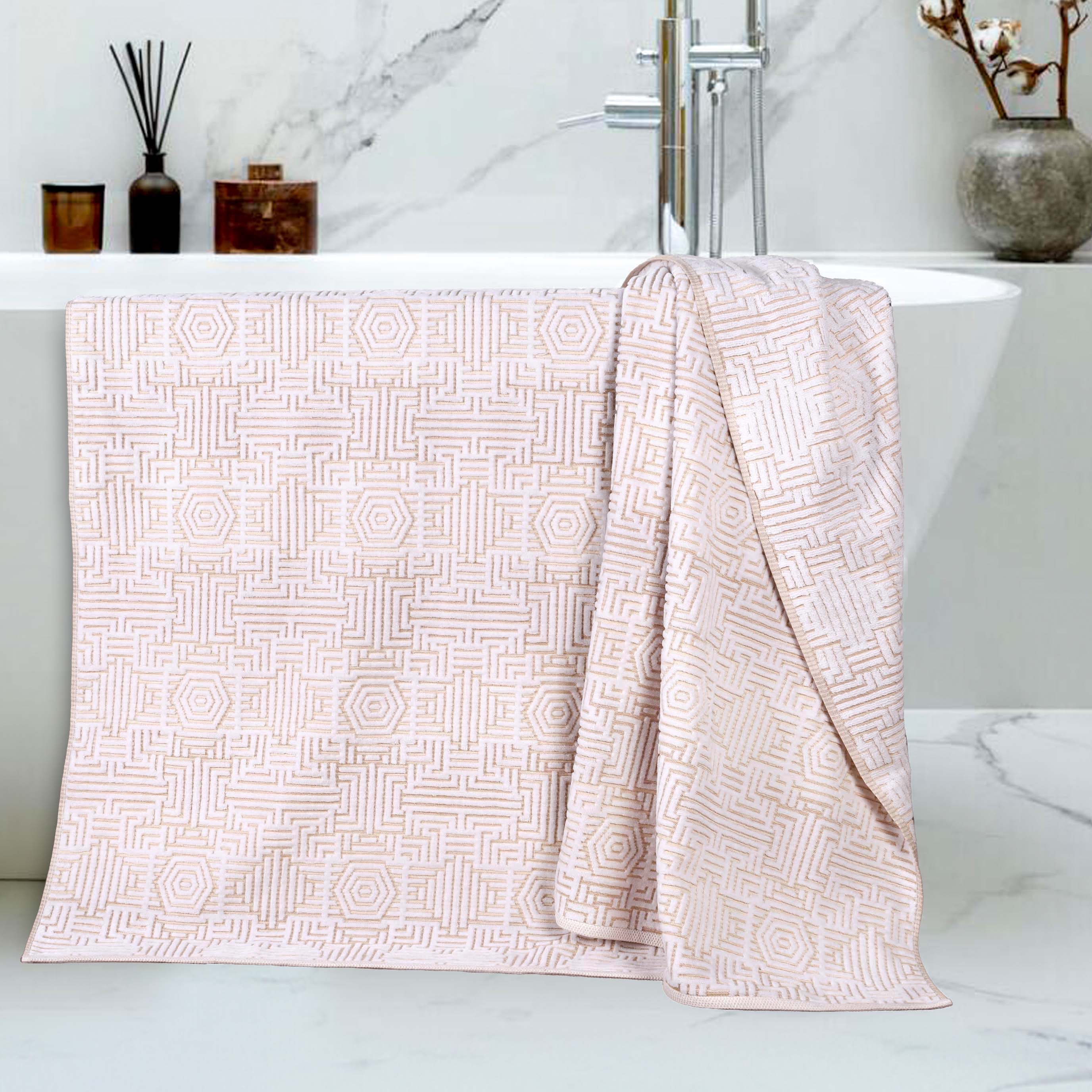 Premium Cotton Modern Geometric Jacquard Plush Bath Towel Set of 2 - Ultra Absorbent & Quick Dry Bath Sheets for Spa, Gym & Luxury Bathroom Decor