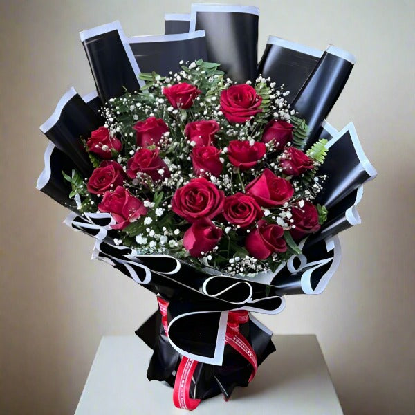 18 Stunning Red Roses Bouquet - Fresh Long-Lasting Flowers for Valentine's Day, Anniversary & Romantic Gifts