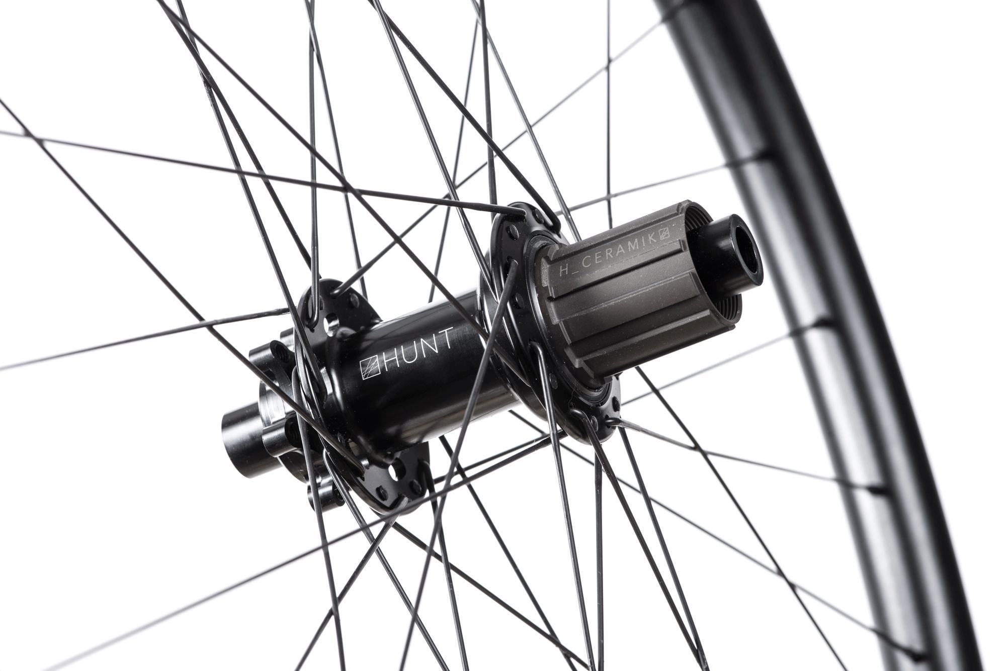 MASON x HUNT Search 29 MTB Dynamo Disc Wheelset - Premium Mountain Bike Wheels for All-Terrain Cycling | Perfect for Trail Riding, Commuting & Adventure Biking