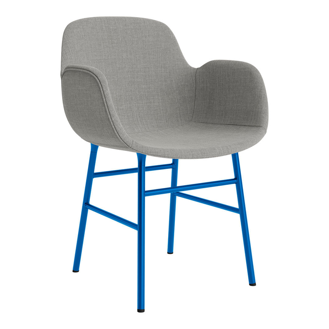 Modern Form Armchair with Sturdy Metal Legs & Soft Upholstery - Perfect for Living Room, Office, or Reading Nook