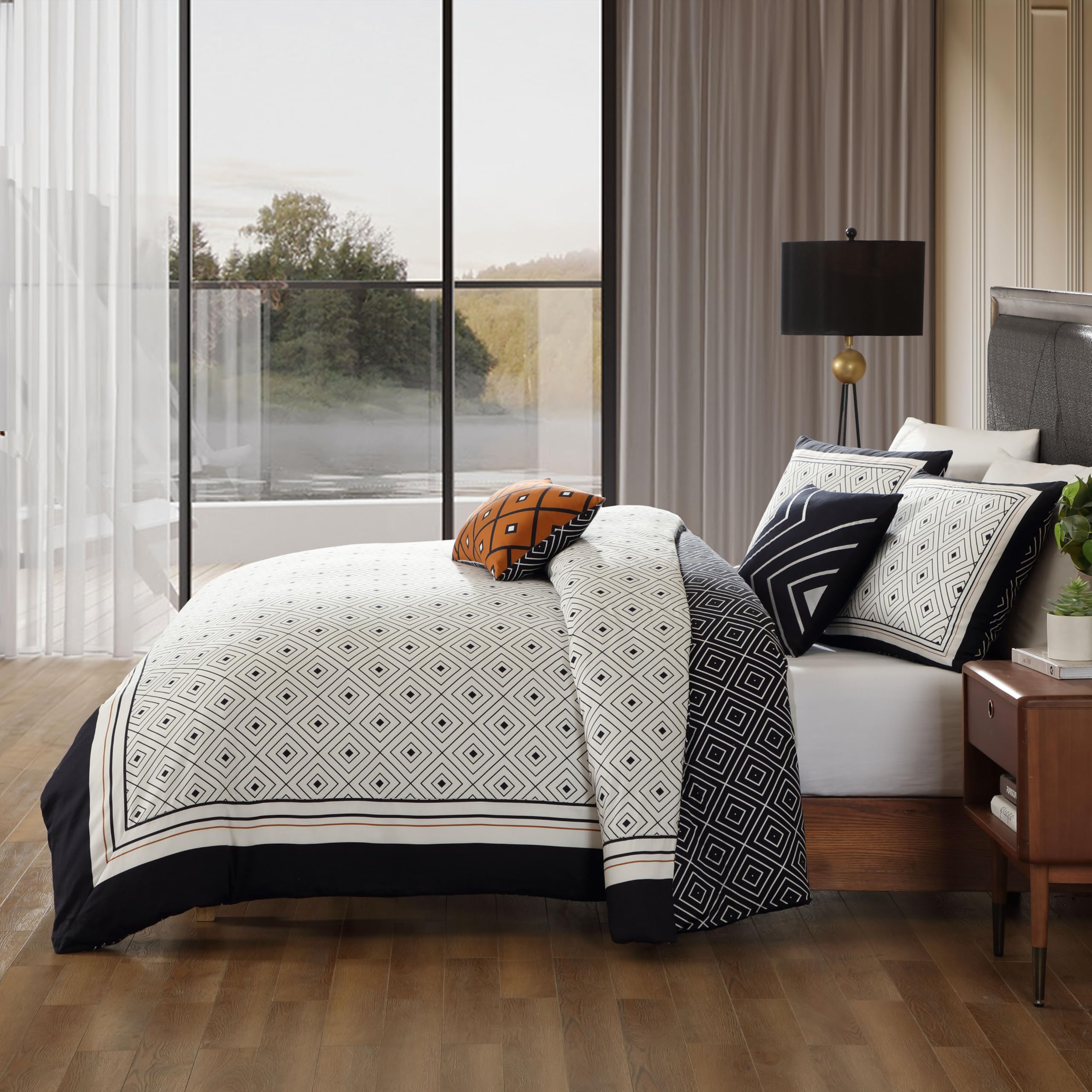 Bebejan Geometric Black and White 5-Piece King/Cal King Comforter Set - 100% Cotton Sateen, 200 Thread Count, Reversible Bedding with 1 Comforter, 2 Shams & 2 Pillows - Perfect for Modern Bedroom Decor & Guest Room Styling
