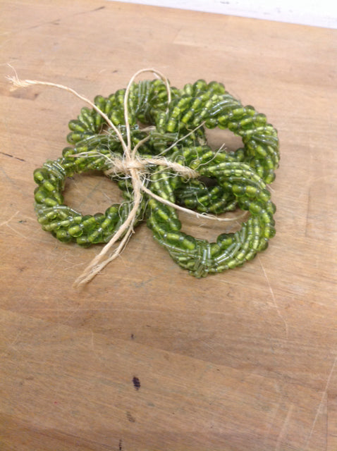 Elegant Set of 6 Green Beaded Napkin Rings for Wedding, Holiday & Formal Dining Table Decor - Perfect for Christmas, Thanksgiving & Dinner Parties