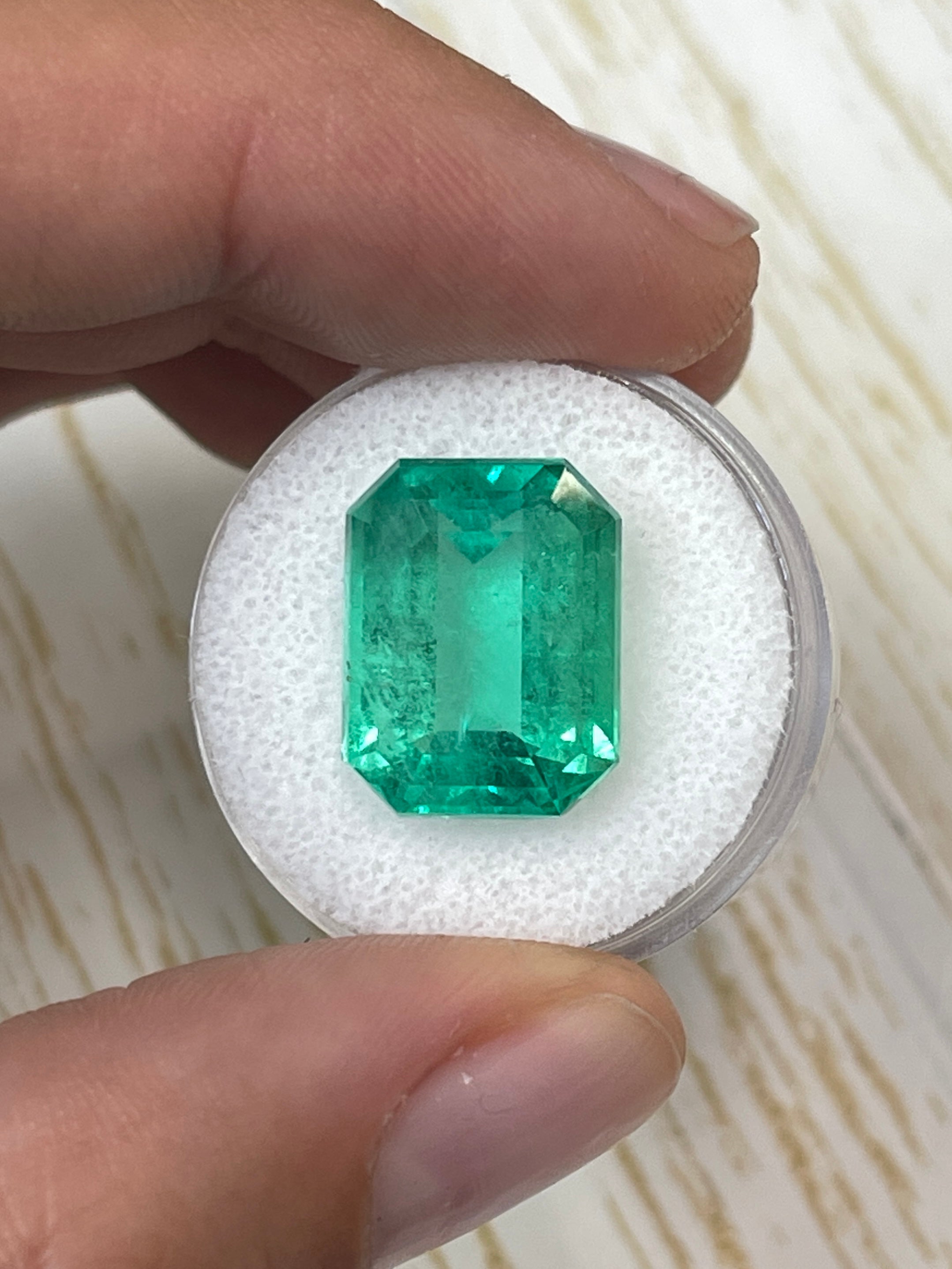 12.11 Carat GIA Certified Natural Colombian Emerald - Loose Gemstone for Jewelry Making, Emerald Cut 16x12mm, Engagement Ring & Luxury Gift