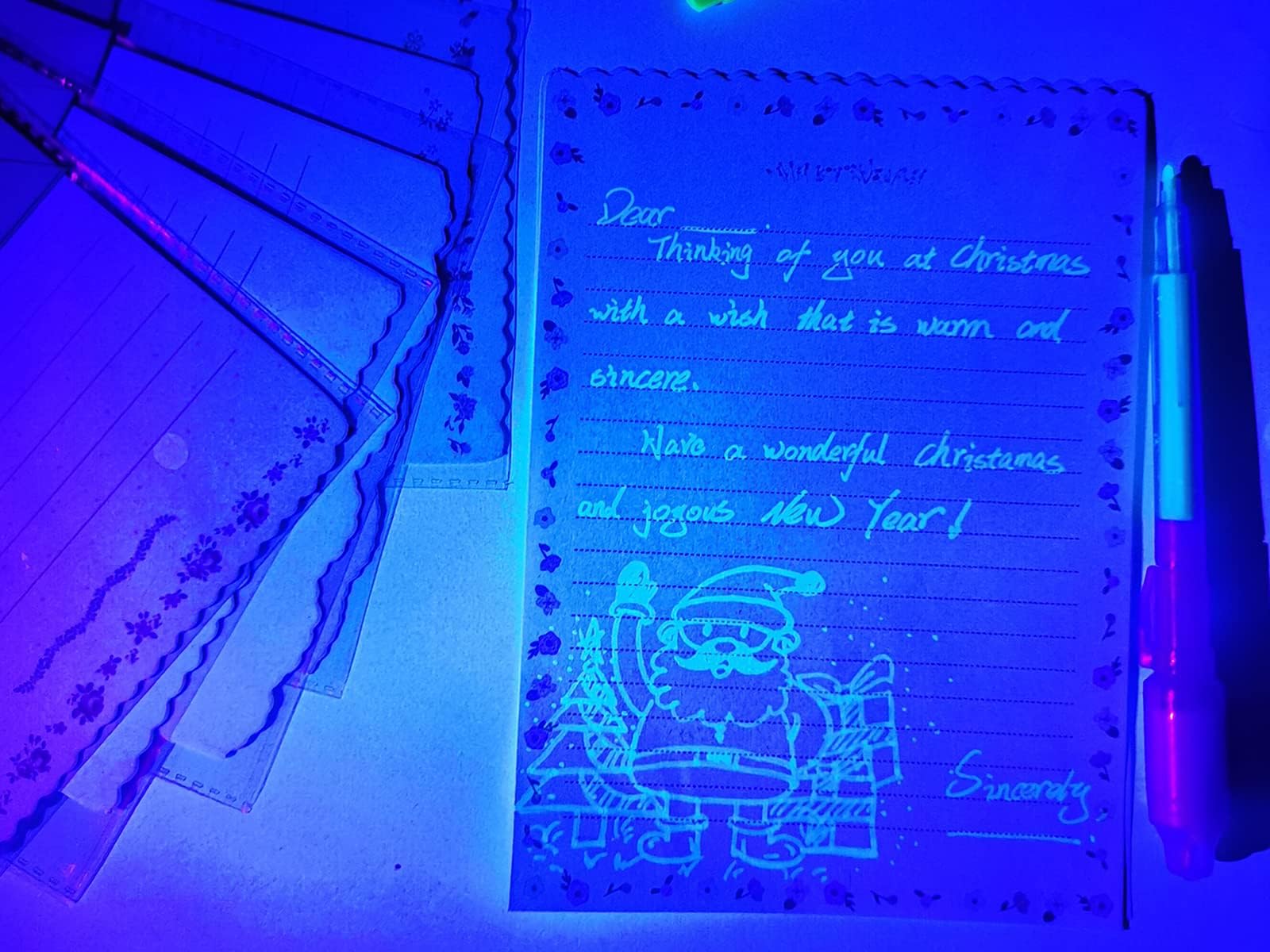 SCStyle 28Pcs Invisible Ink Pen Set with UV Light - Magic Marker for Secret Messages, Birthday Gifts, Easter, Halloween & Christmas Presents - Fun Writing Tool for Kids, Students & Party Games