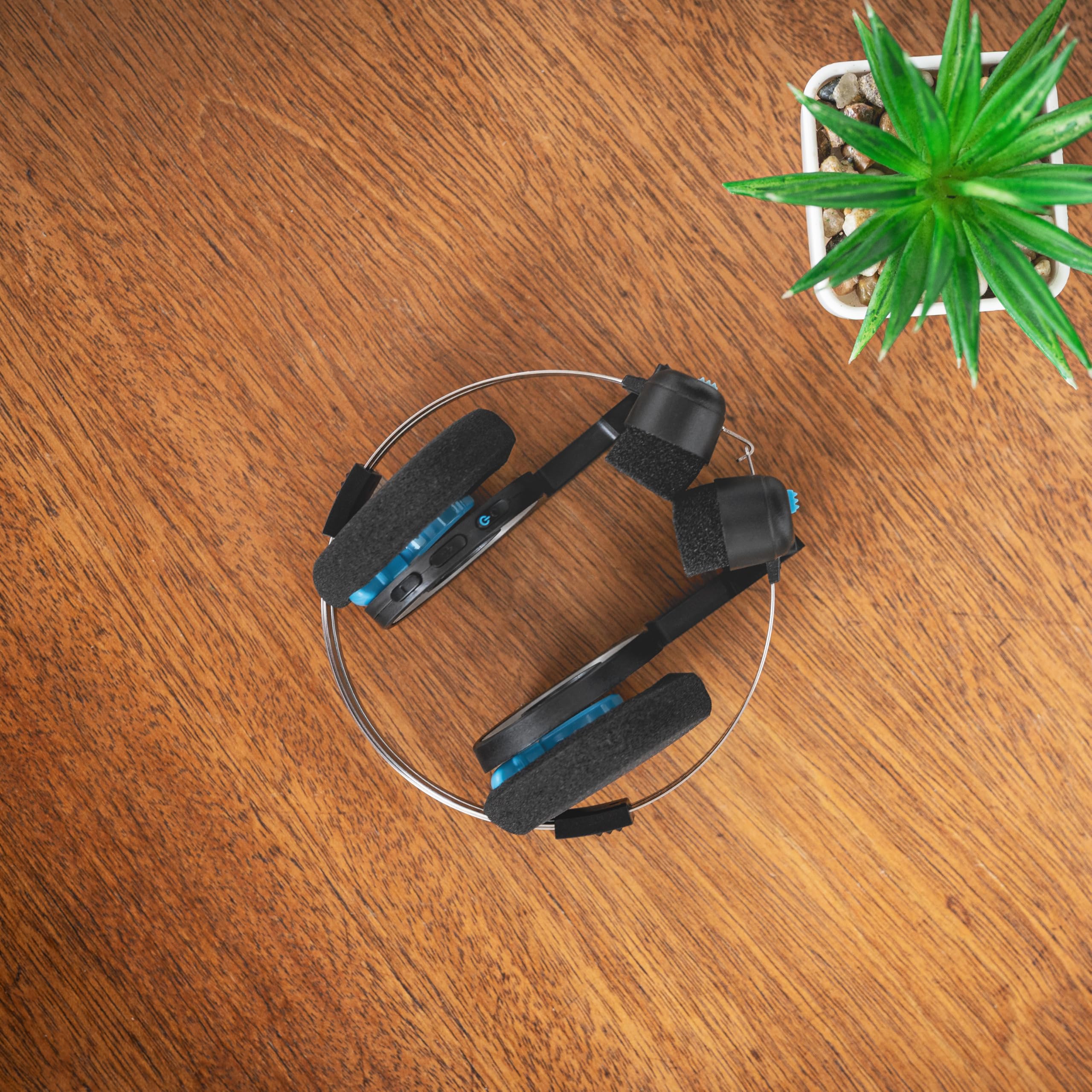 Koss Porta Pro Wireless 2.0 Bluetooth On-Ear Headphones - 20+ Hour Battery Life, USB-C Fast Charging, Built-in Mic, Analog Audio Pass-Through, Retro Design in Black | Perfect for Commuting, Workouts & Music Lovers