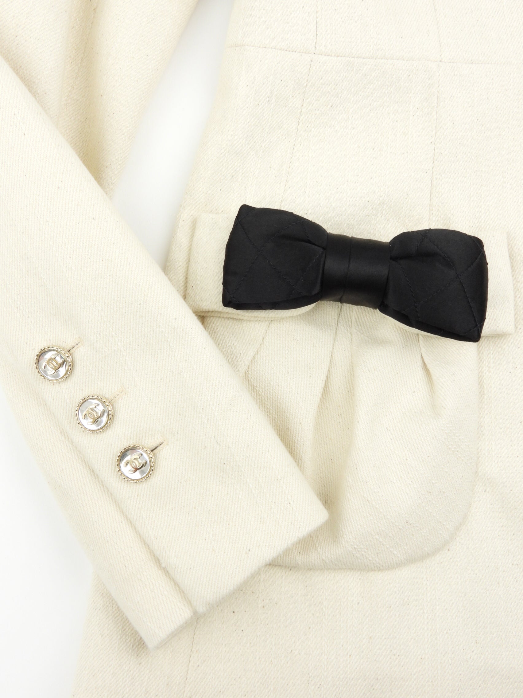 Chanel 21S Ecru Cotton Jacket with Silk Satin Bow Accents - Size FR38 | Luxury Women's Outerwear for Parties & Special Occasions