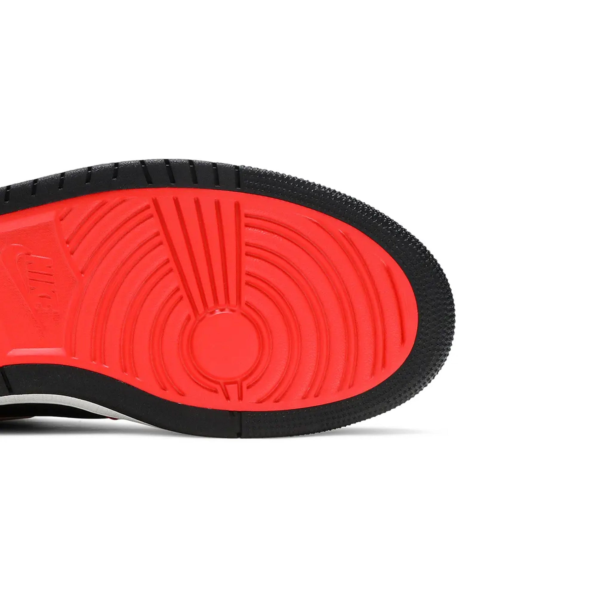 Air Jordan 1 High Zoom CMFT 'Black Chile Red' Basketball Shoes - Men's Sneakers for Running, Gym & Streetwear Fashion