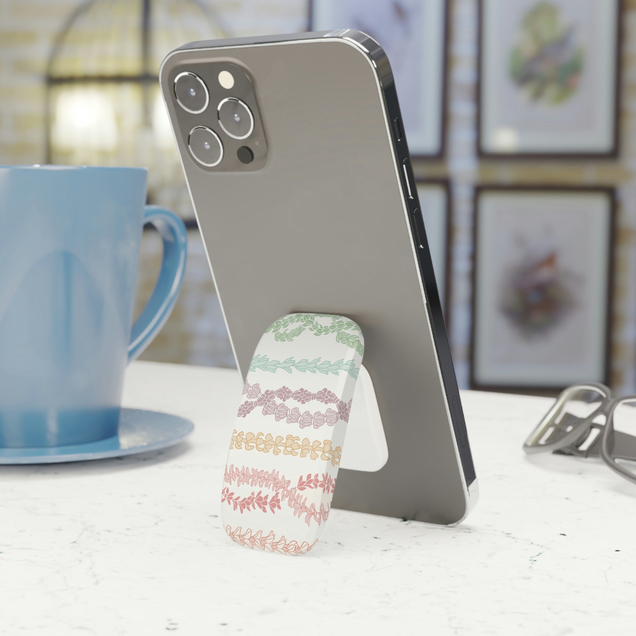 Forever Lei Phone Grip with Click-On Function - Secure & Comfortable Phone Holder for One-Handed Use, Perfect for Selfies, Videos, and Everyday Convenience