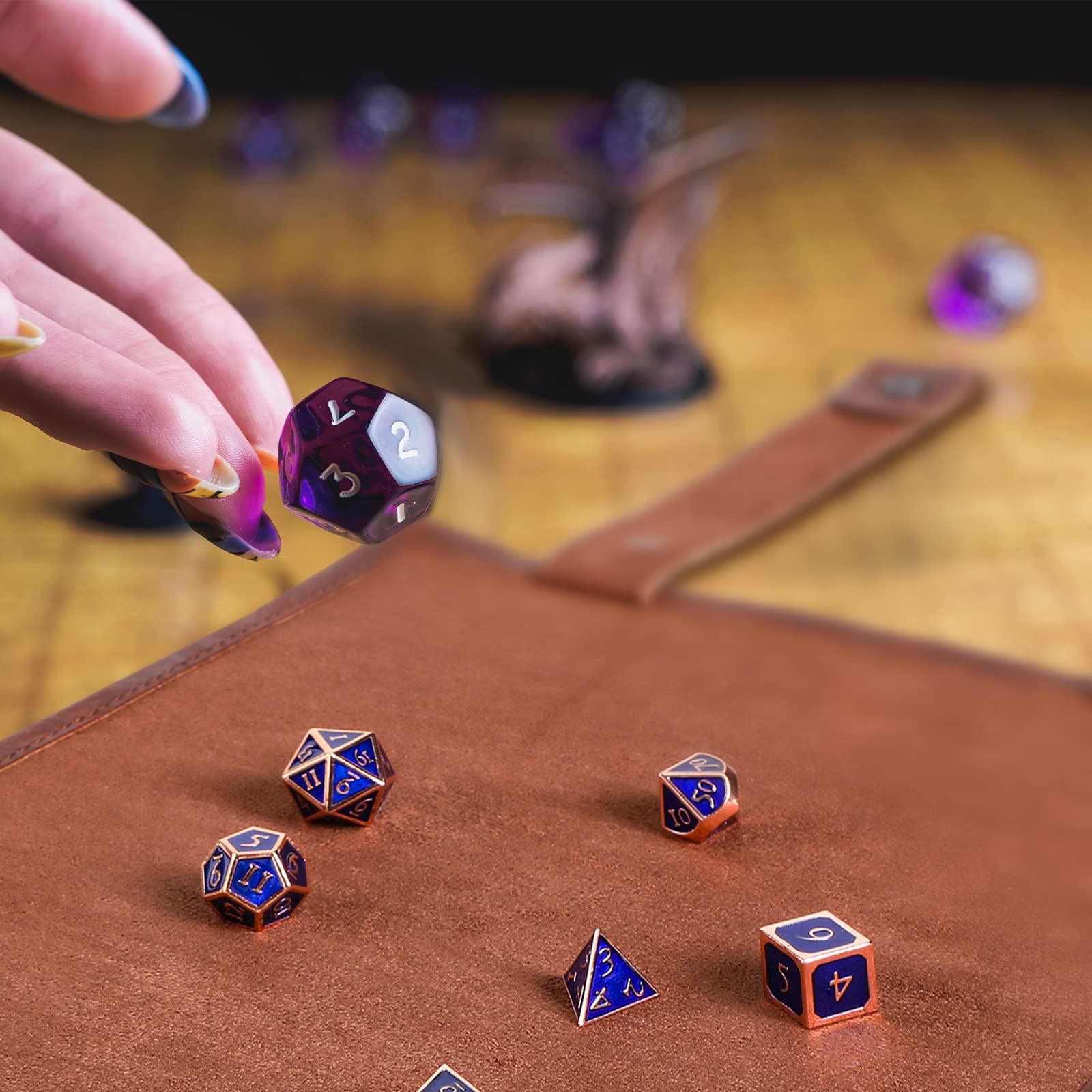 Premium PU Leather Dice Rolling Mat with Zipper & Folding Scroll Design - Portable Dice Tray & Storage Bag for Tabletop RPGs, Board Games, and Christmas Party Accessories (Brown, 1 Piece) - Perfect for D&D, MTG, Yahtzee & Game Nights
