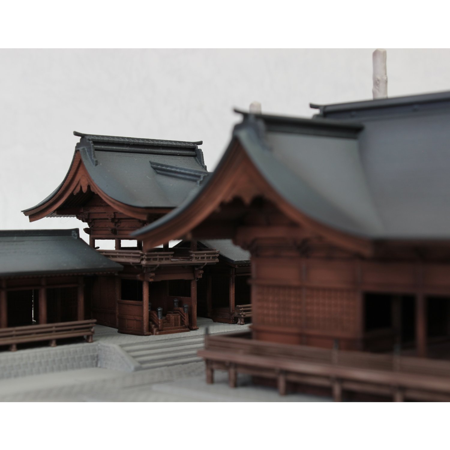 1/150 Scale Shinano Suwa Taisha Plastic Model Kit - Ichinomiya Shimosha Akimiya Shrine Replica for Collectors & Japanese Culture Enthusiasts | Perfect for Diorama, Home Decor & Gifts