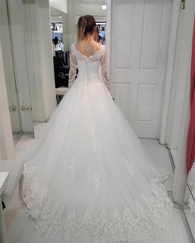 Elegant A-Line Princess Tulle Wedding Dress with Lace Long Sleeves - Perfect for Bridal Ceremonies, Vow Renewals & Formal Events