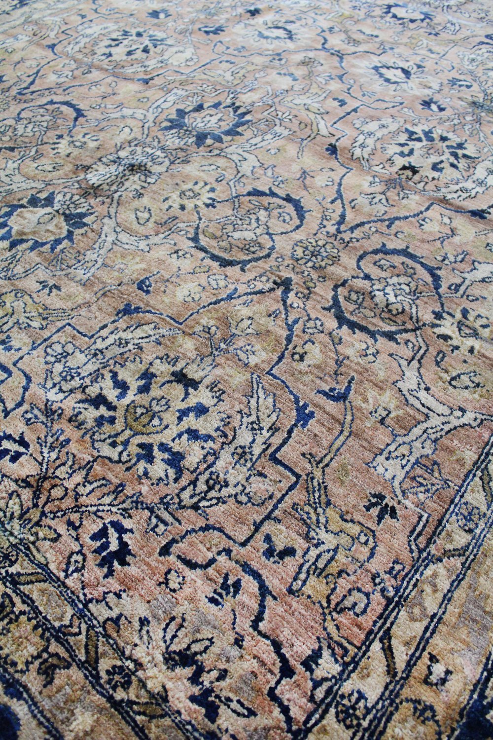 Handwoven Antique Tabriz Traditional Persian Rug - Premium Wool Carpet for Living Room, Bedroom & Office Decor (Model JF8099)