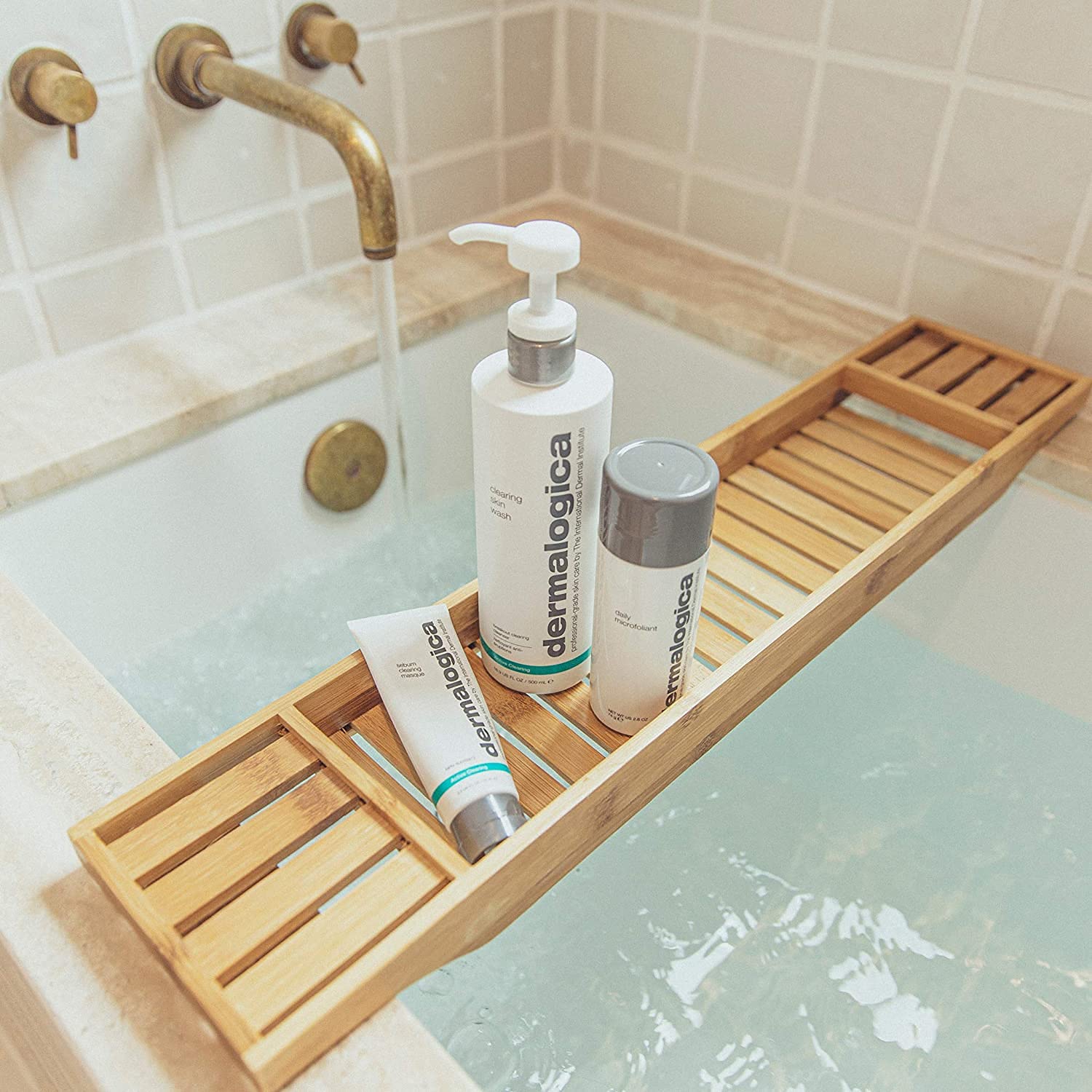 Dermalogica Clearing Skin Wash - Anti-Aging Acne Face Wash with Salicylic Acid & Tea Tree Oil - Natural Breakout Clearing Foam Cleanser for Oily & Acne-Prone Skin - Perfect for Daily Skincare Routine & Blemish Control