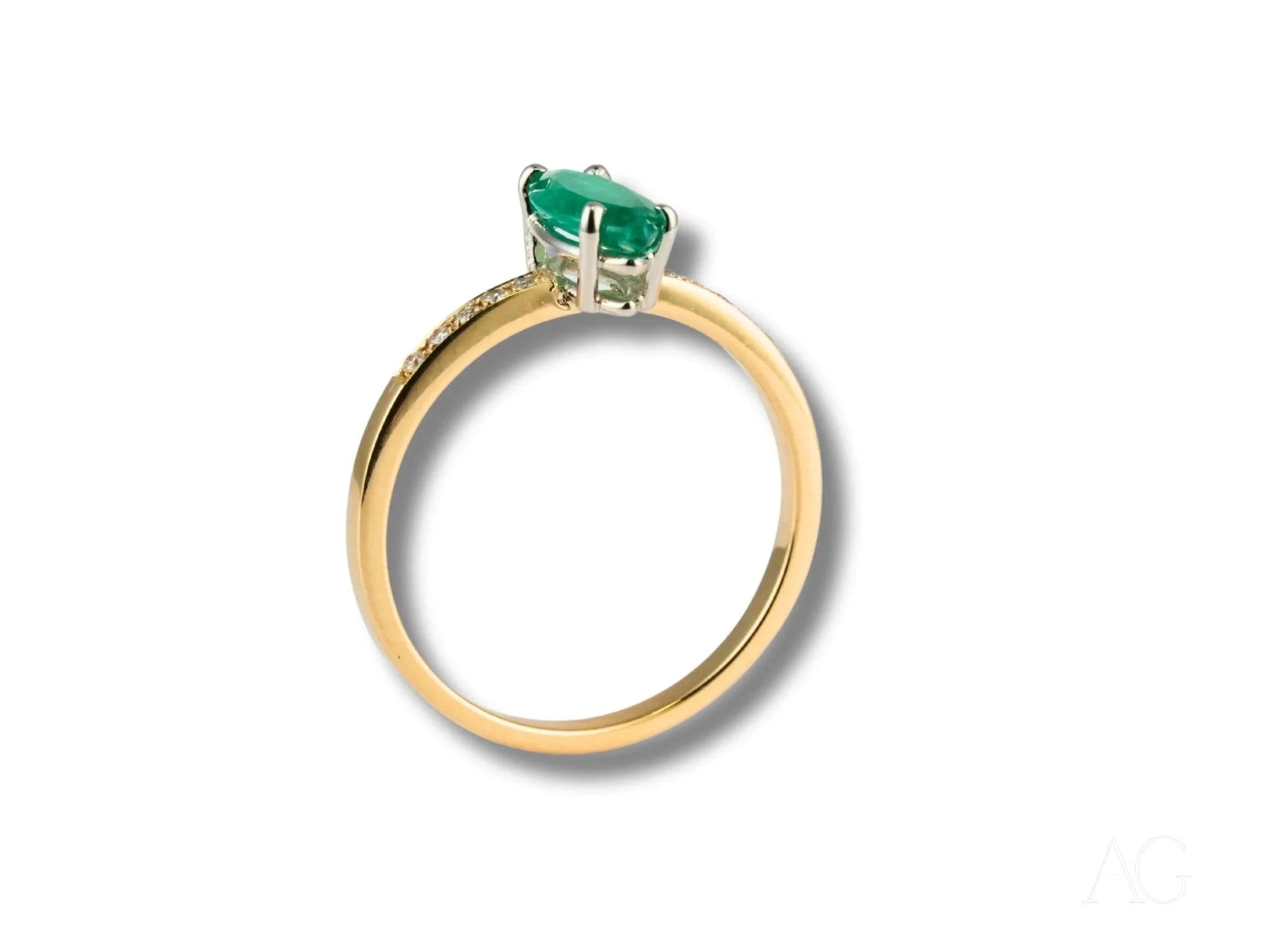 Royal Radiance Ring: 18k Gold Emerald & Diamond Ring for Women – Elegant Jewelry Gift for Engagement, Anniversary & Special Occasions