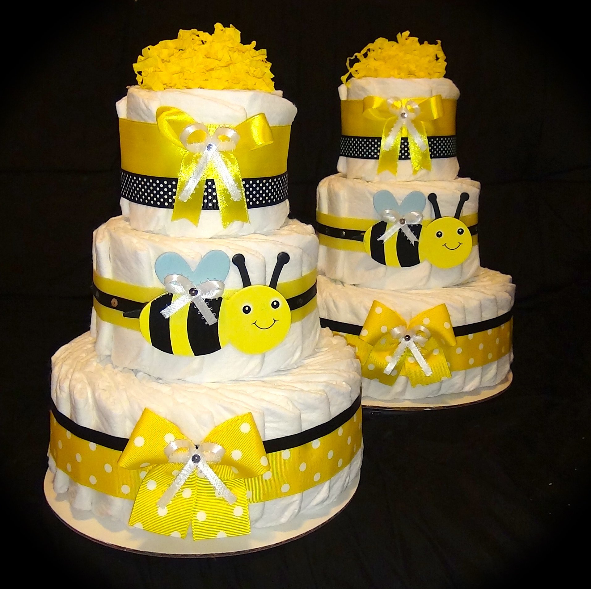 Little Kg's Dreams 3-Tier Bee Bee Diaper Cake - Unique Baby Shower Gift for Newborns, Gender Reveal & Nursery Decor