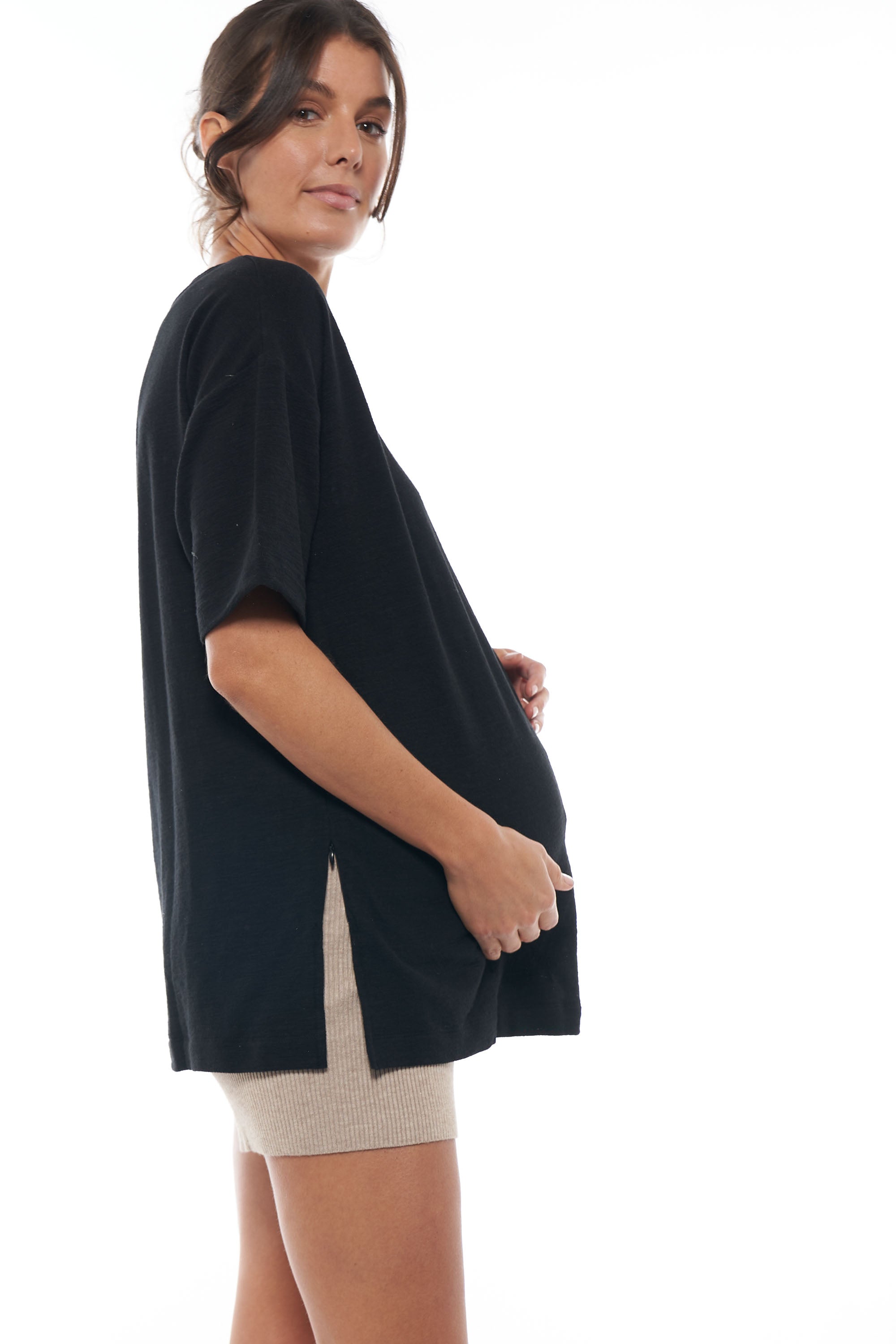 Premium Comfort Nursing Tee for Moms - Soft & Breathable Maternity Shirt for Breastfeeding - Perfect for Everyday Wear & Nursing at Home or Out