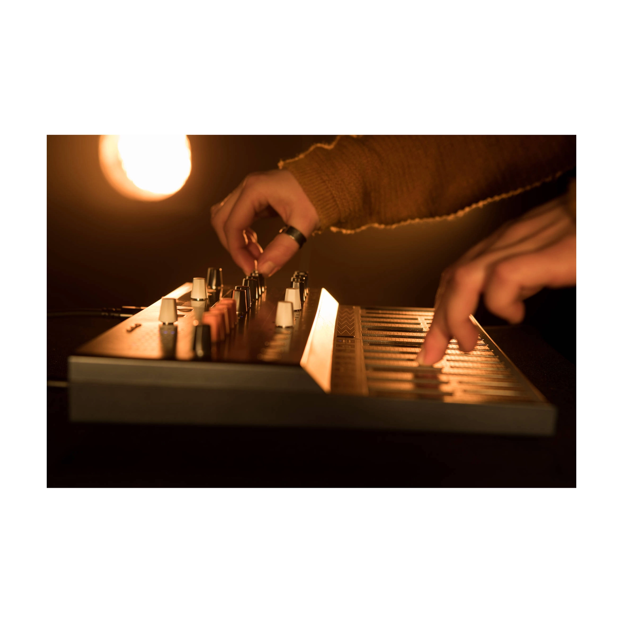 Arturia MicroFreak Hybrid Synthesizer - Digital & Analog Keyboard for Music Production, Live Performance & Studio Recording | Perfect for Electronic Music Producers & Sound Designers