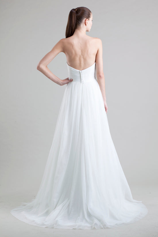 Jenny Yoo Hathaway Gown - Elegant Wedding Dress for Brides & Formal Events | Perfect for Beach Weddings, Evening Galas & Special Occasions
