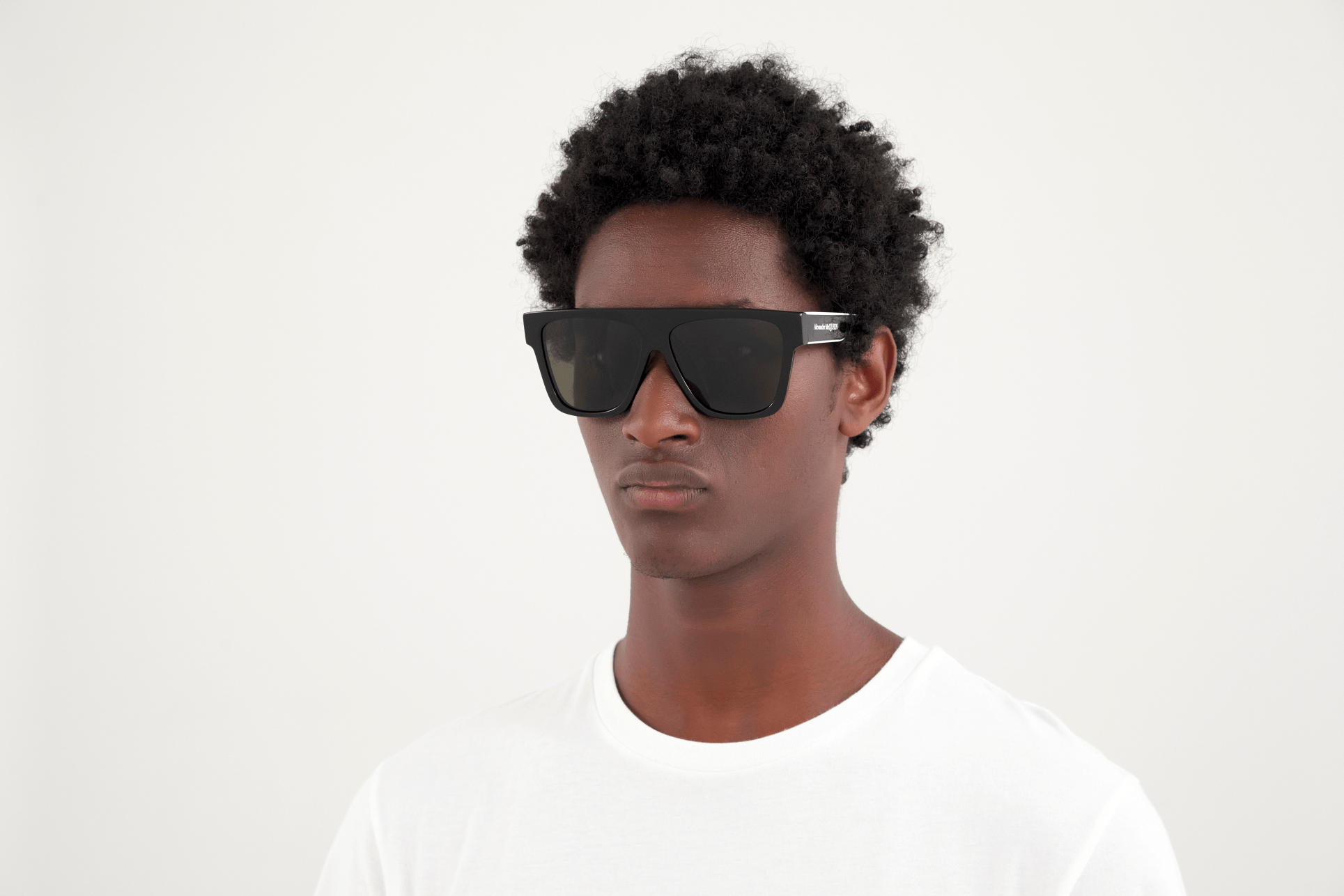 Alexander McQueen AM0302S Sunglasses - Luxury Designer Shades for Men & Women - UV Protection & Polarized Lenses - Perfect for Driving, Travel & Fashion Accessories
