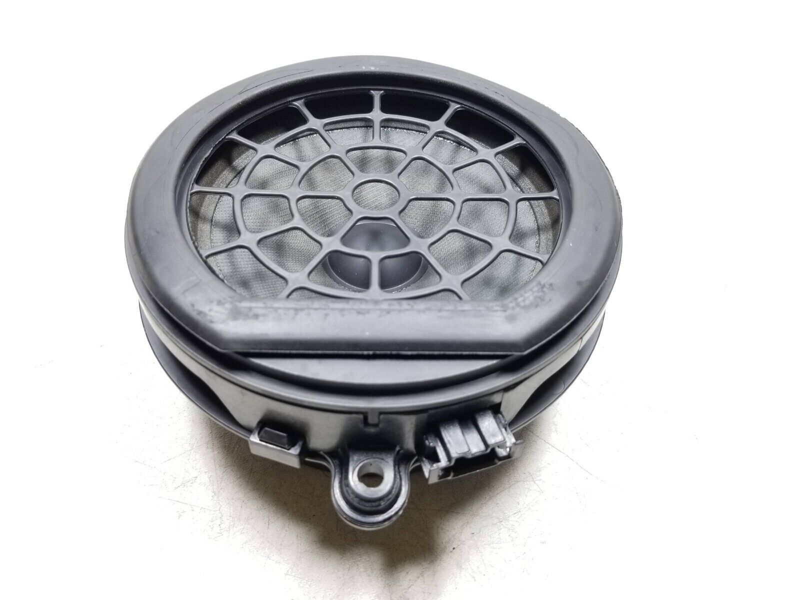 Original Mercedes W203 C240 C320 Door Audio Speaker Set of 4 OEM - Premium Sound Upgrade for Your Car Audio System | Perfect for Car Enthusiasts & DIY Installations