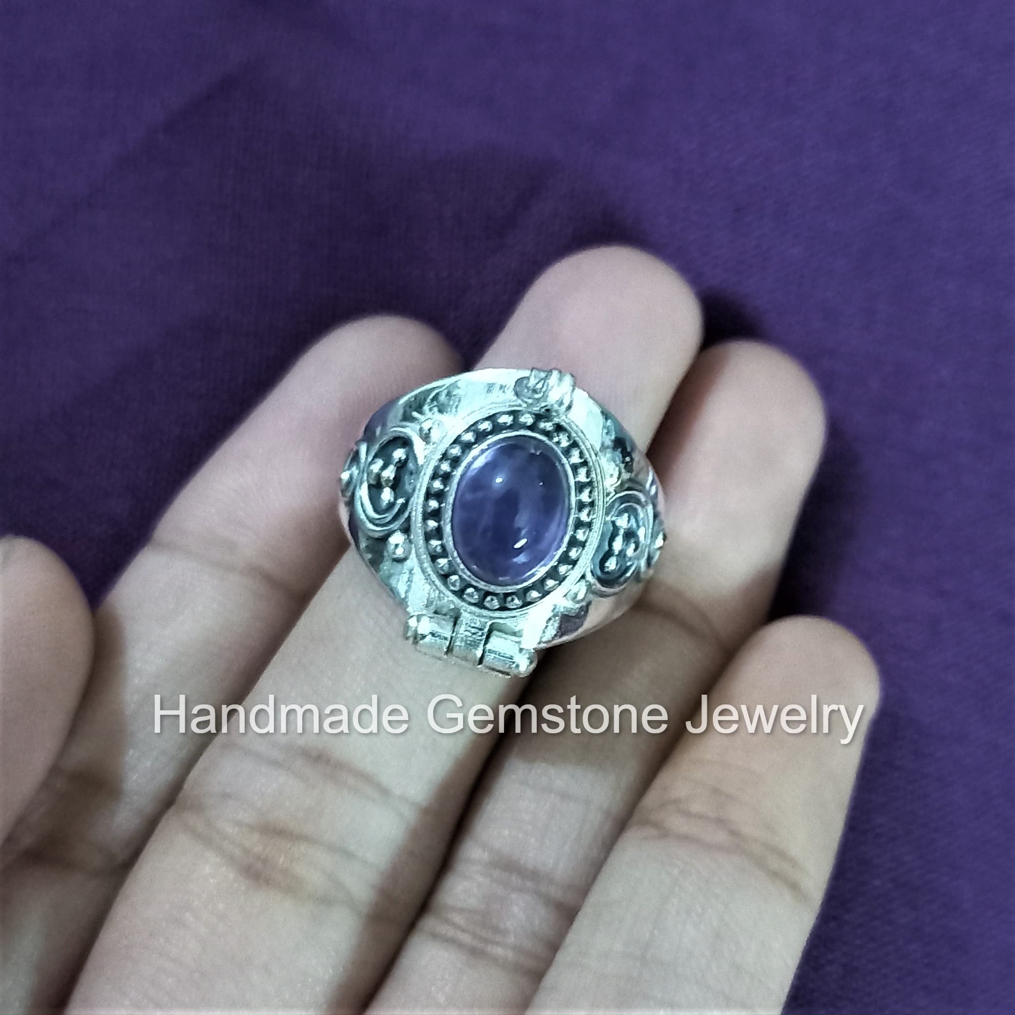 Natural Amethyst Poison Box Ring - Handmade Oval Gemstone Jewelry, February Birthstone, Vintage Openable Ring for Women | Perfect Gift for Valentine's Day, Anniversary & Witchy Aesthetic Lovers