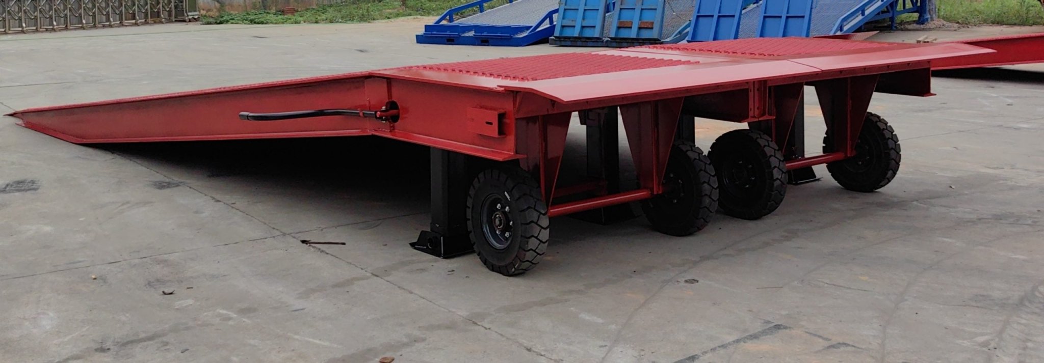 10' x 25' Heavy Duty Steel Loading Dock Ramp - 50,000 LB Capacity, Adjustable Height for Forklifts & Trucks | Model 4121221 | Ideal for Warehouses, Shipping Docks & Industrial Use