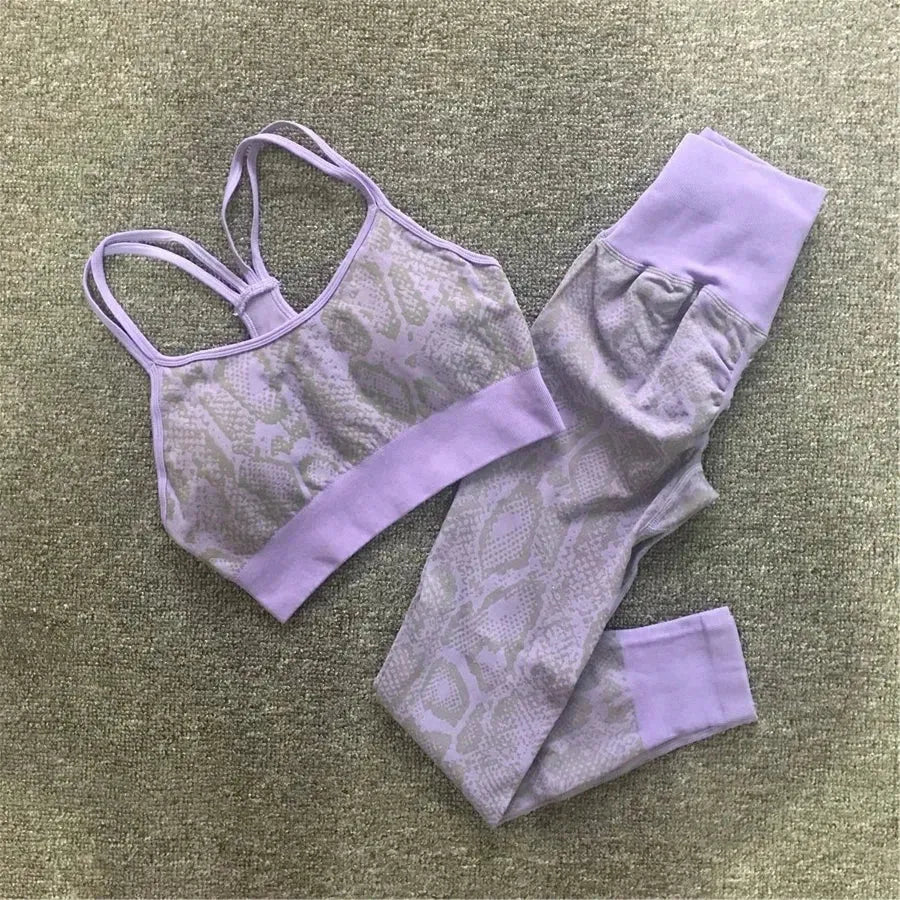 1PCS Women's Snake Print Seamless Yoga Set - Scrunch Tracksuit, Workout Gym Leggings & Running Pants for Women | High Waisted Fitness Outfit for Yoga, Gym, Running & Lounge Wear