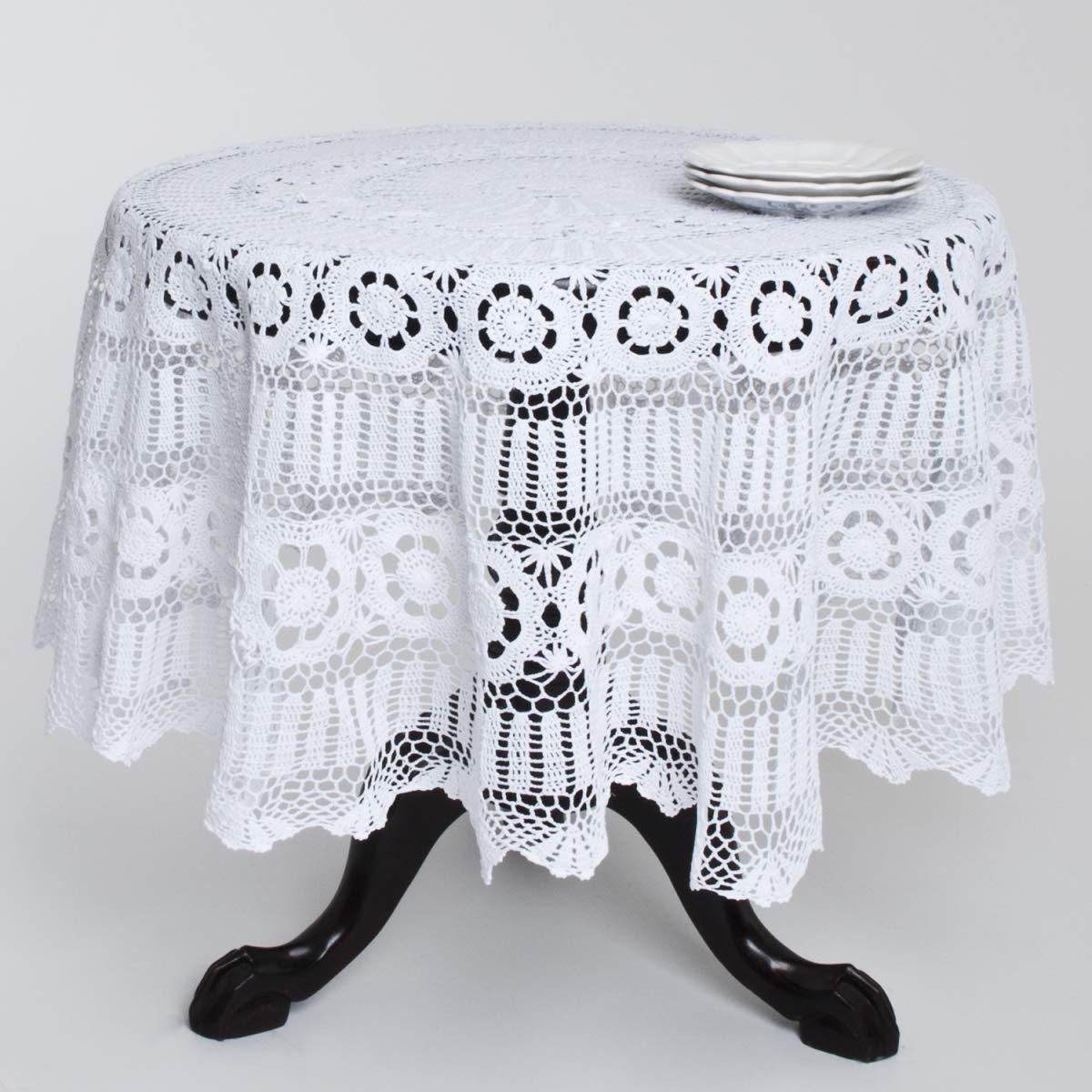 SARO LIFESTYLE 45x45 Inch Square Crochet Tablecloth in Ecru - Perfect for Dining Tables, Kitchen Decor, and Farmhouse Style Home Decor