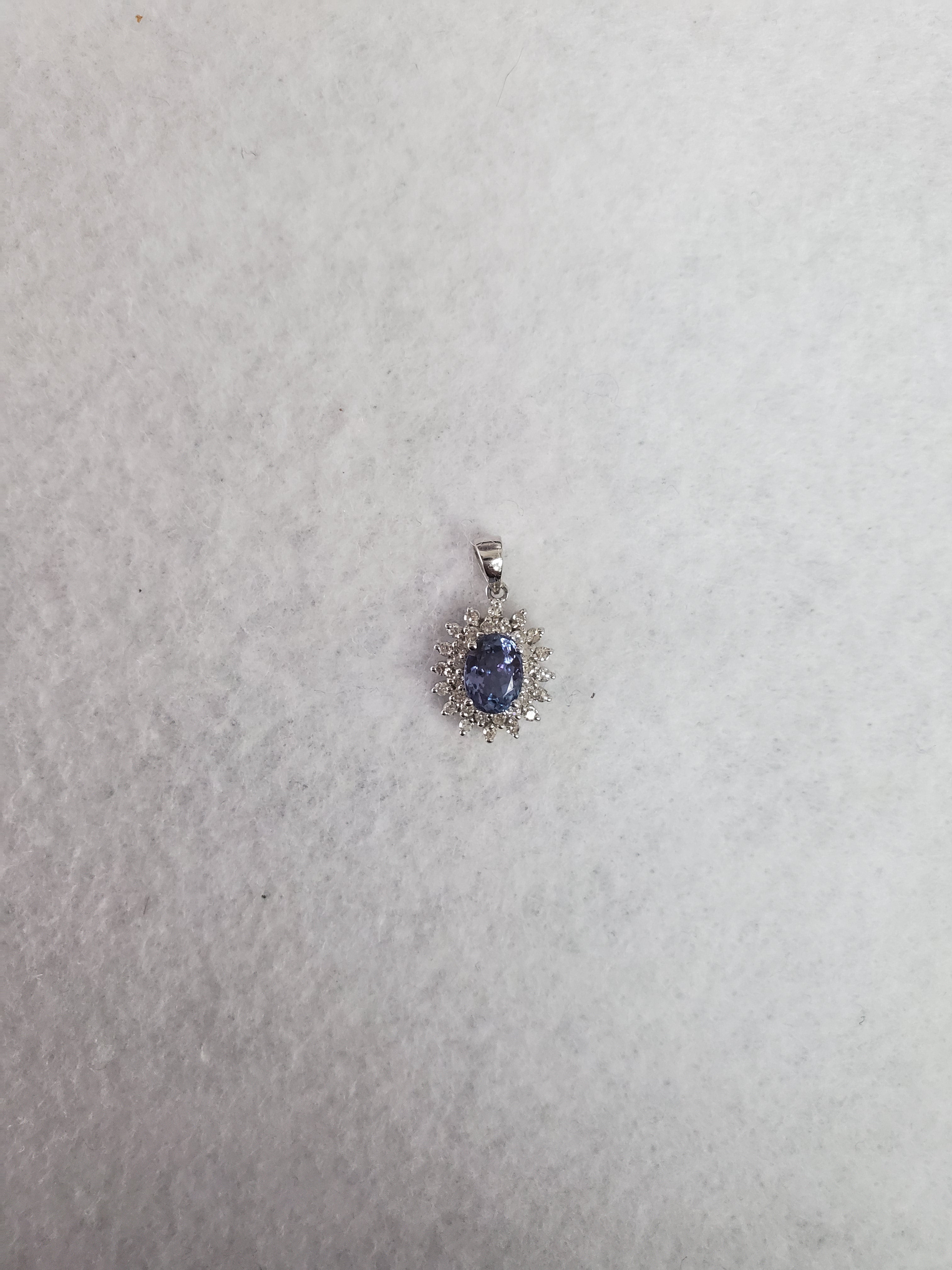 1.04ct Tanzanite & Diamond Pendant in 14K White Gold – Elegant Necklace for Women, Perfect for Weddings, Anniversaries & Special Occasions