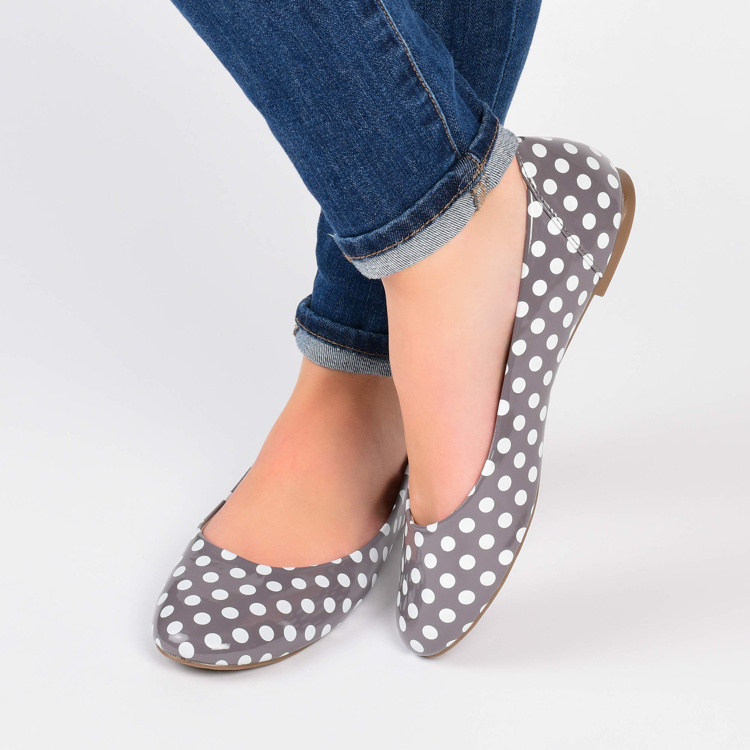 Journee Women's Comfortable Kavn Ballet Flats - Lightweight Slip-On Shoes for Work, Travel & Everyday Wear