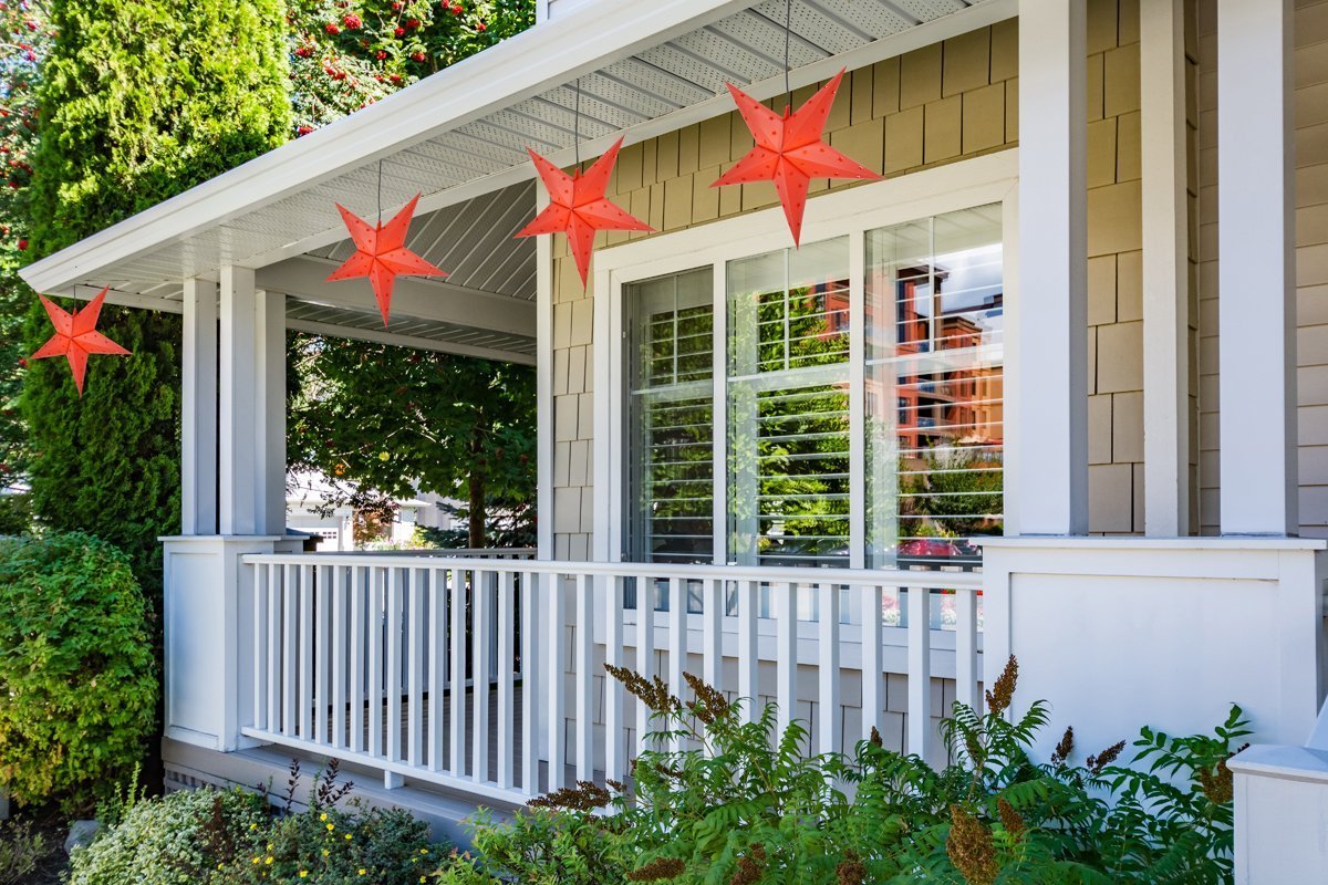 3 Pack 20 Inch Red Weatherproof Outdoor Plastic Star Lanterns with LED Bulbs & Cord - Decorative Holiday Lighting for Christmas, Patio, Garden, and Party Decorations
