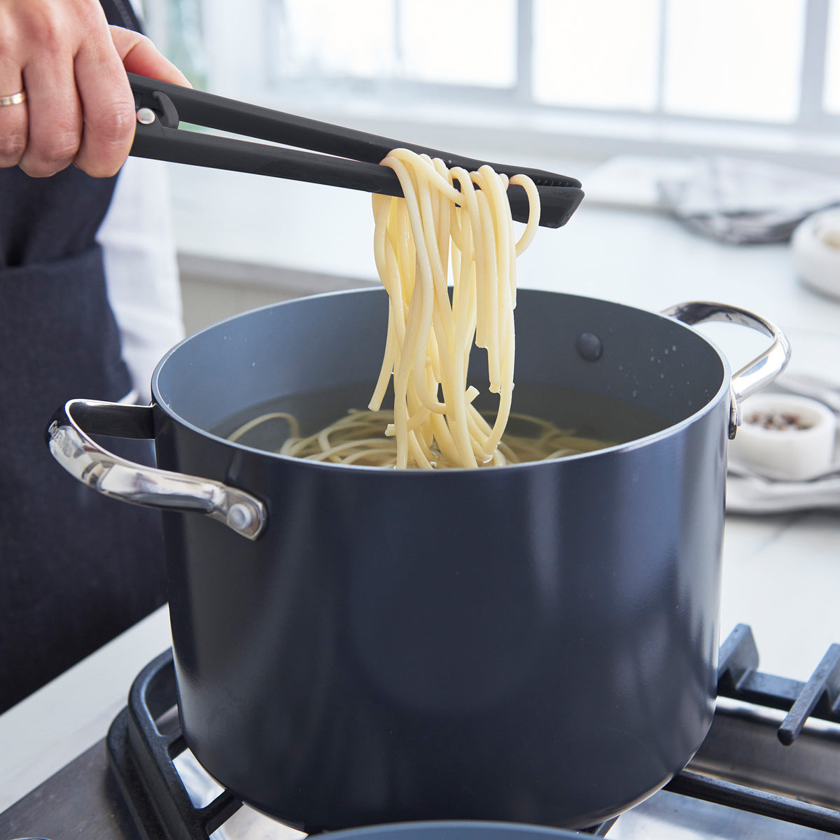 Premium Platinum Silicone Kitchen Tongs - Heat Resistant & Non-Slip Grip (Gray) - Perfect for Grilling, Cooking, Serving & Salad Tossing