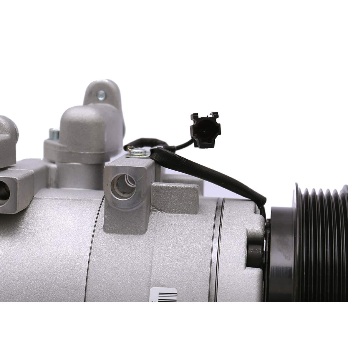 FKG AC Compressor and A/C Clutch 9770126300 - Compatible with 2001-2006 Hyundai Santa Fe 2.7L - Perfect for AC System Repair & Replacement in Hot Climates