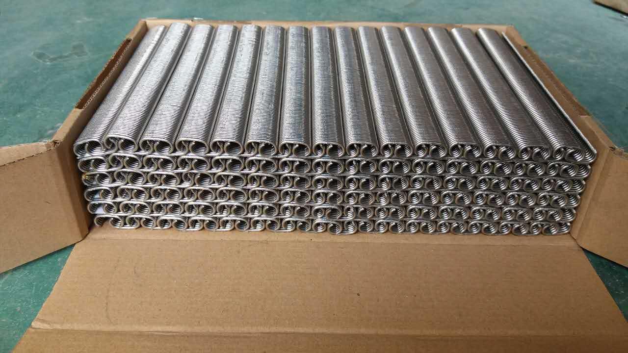 16 Gauge Stainless Steel C Rings - 1/2