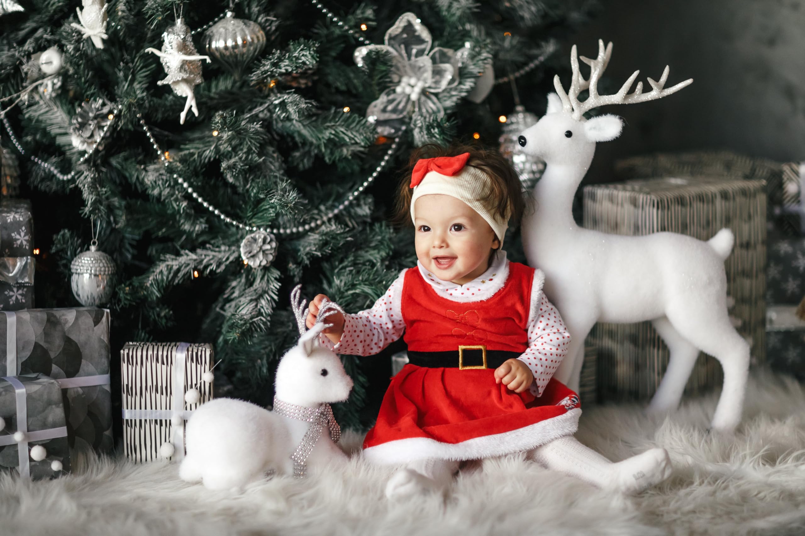 Komorebi Santa Hats for Babies & Toddlers - Festive Christmas Newborn Hats & Kids Santa Hats - Perfect for Holiday Photos, Christmas Parties & Family Gatherings