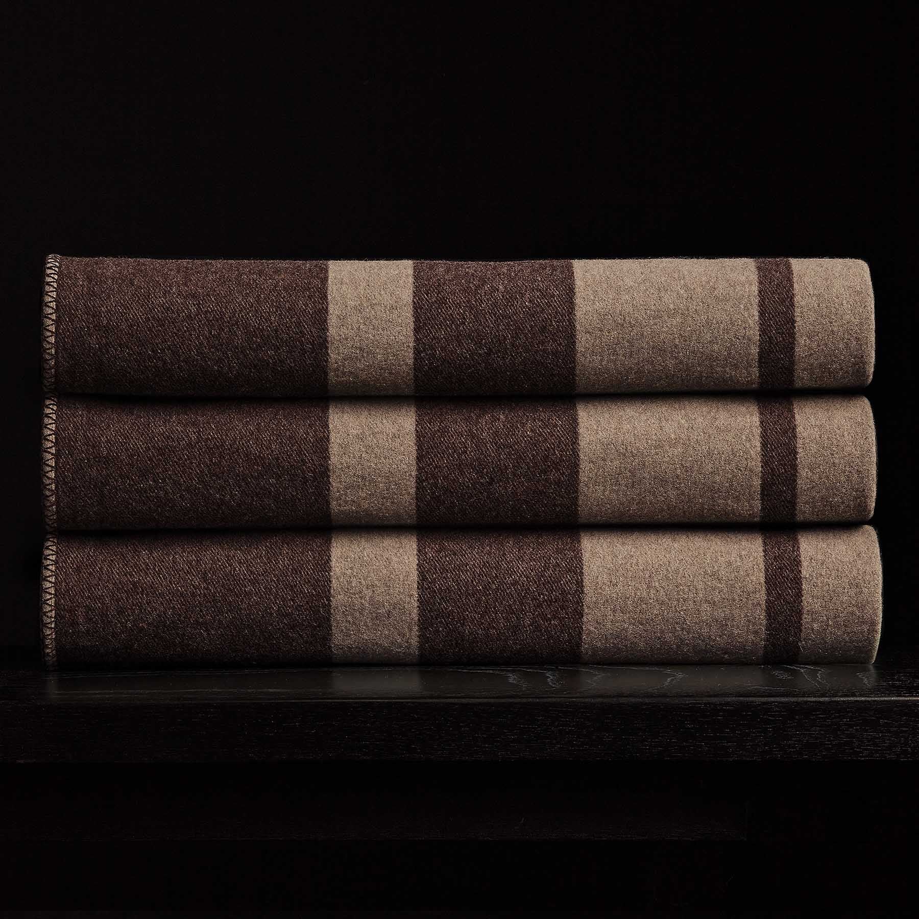 Sarti Striped Throw Blanket - Soft & Cozy Ash/Brown Knit Blanket for Couch, Bed, Sofa - Perfect for Home Decor, Living Room, Nursery & Gift Giving