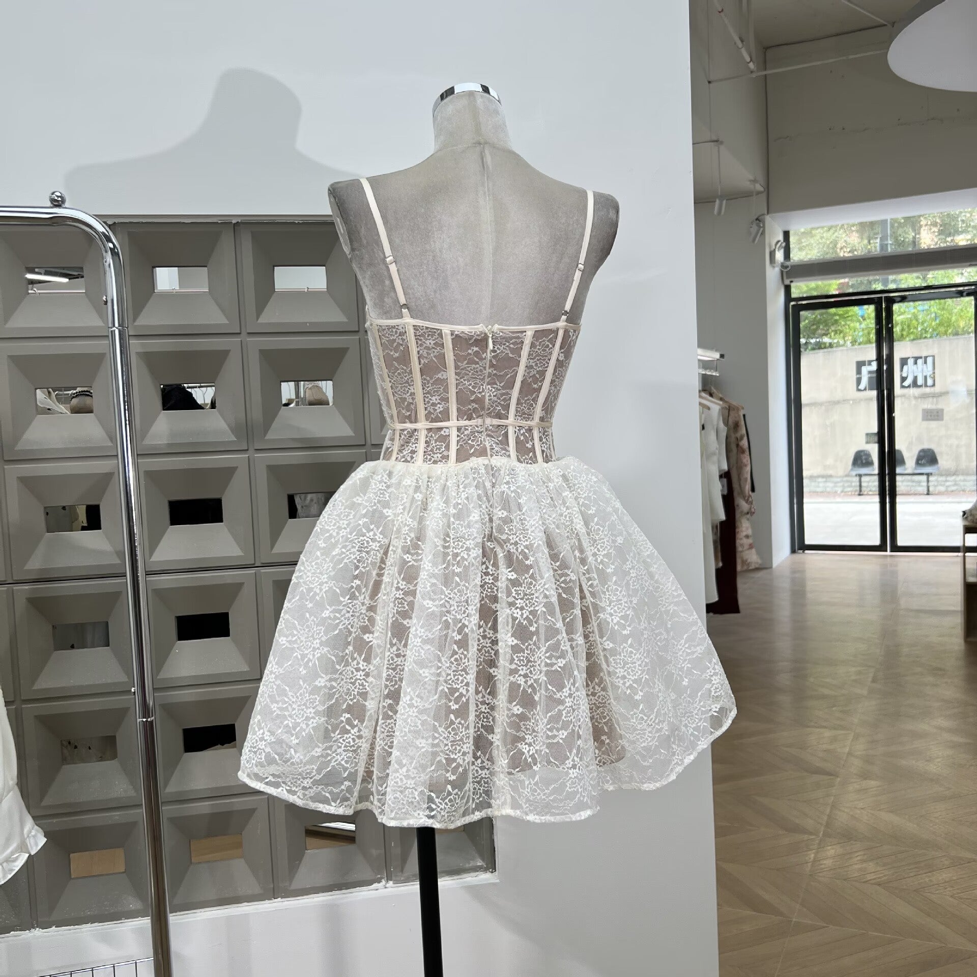 Elegant A-Line Short Lace Birthday Dress for Women - Formal Prom Party Gown J5700 | Perfect for Homecoming, Cocktail Parties & Special Occasions
