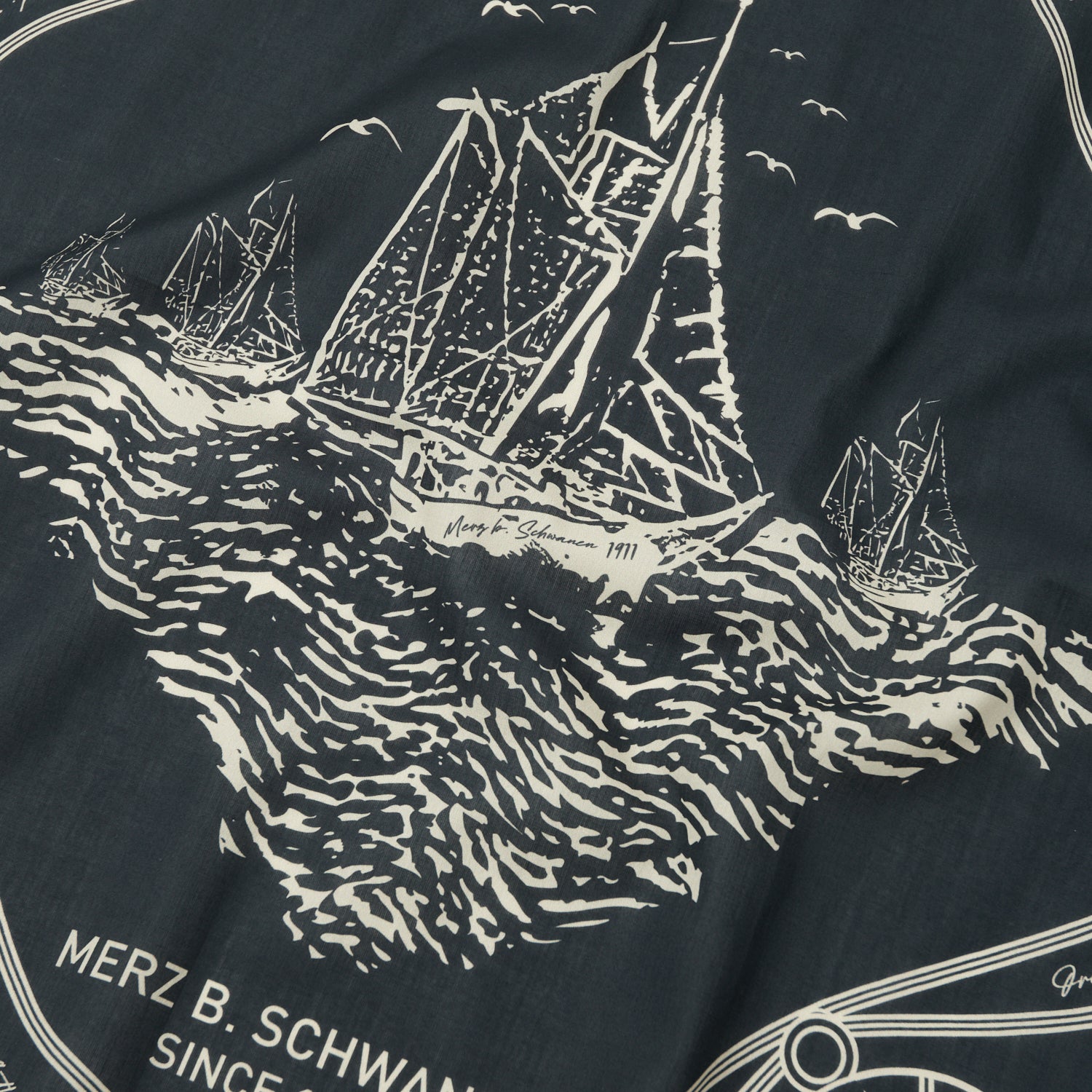Merz b. Schwanen BANDANA01 'Good Basics' Premium Cotton Bandana - Charcoal Grey | Stylish Accessory for Men & Women | Perfect for Outdoor, Casual & Fashion Looks