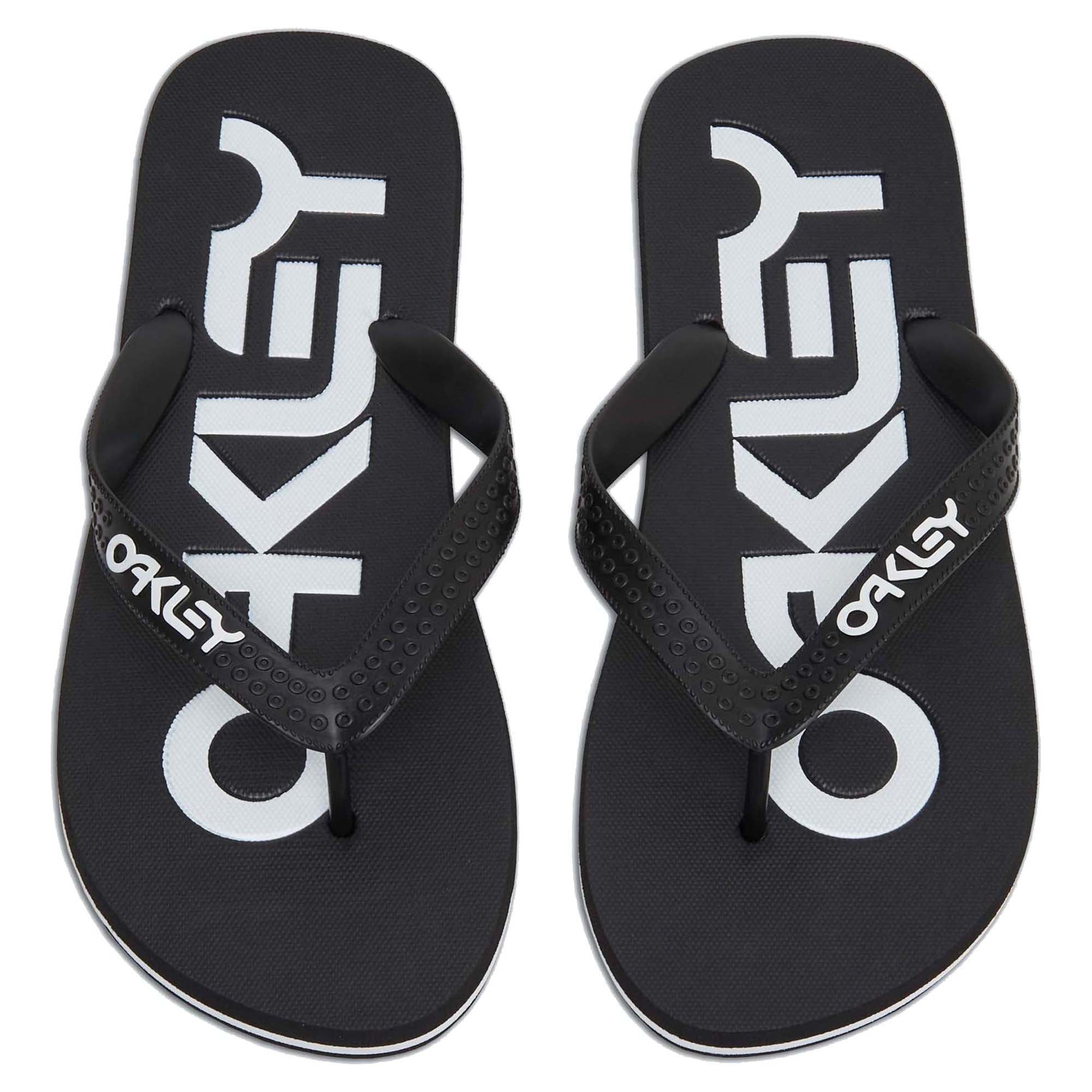 Best College Men's Flip Flops - Comfortable & Durable Sandals for Campus, Beach & Pool - Slip-On Casual Summer Shoes
